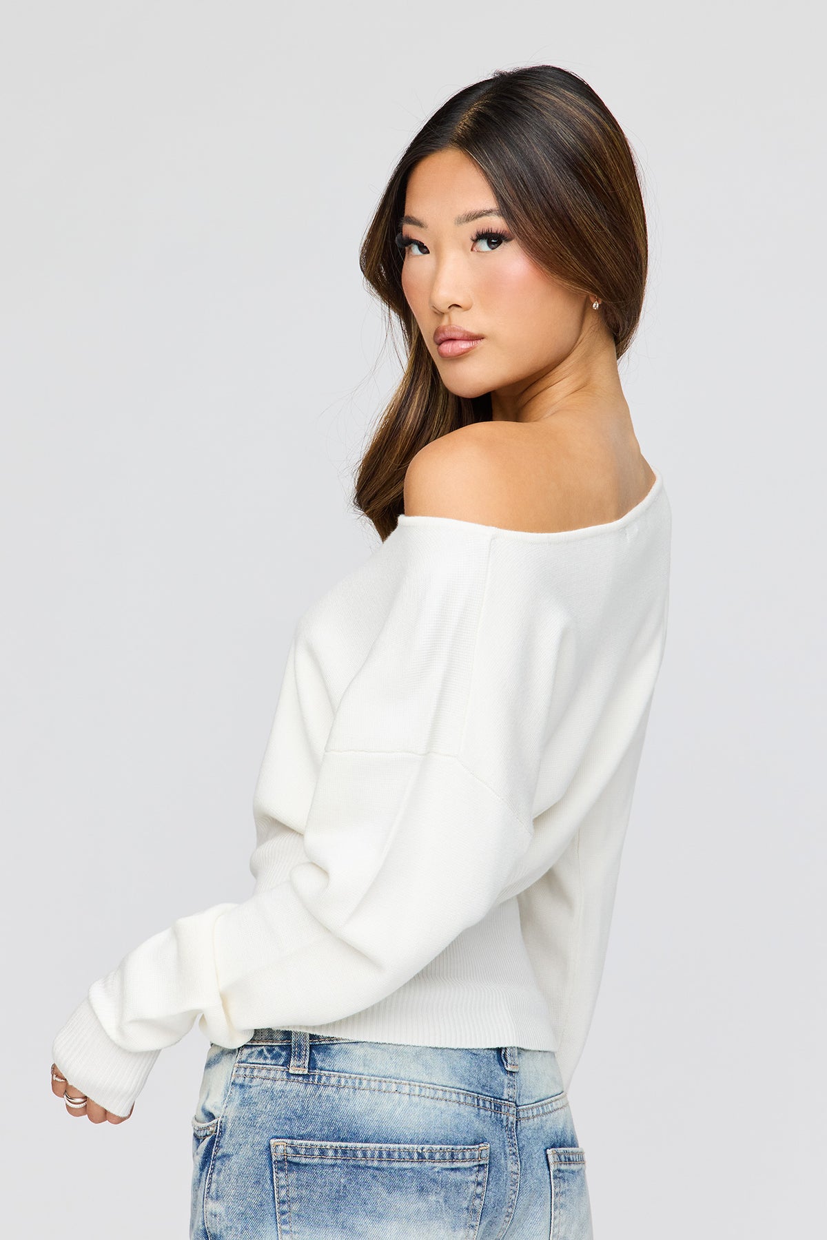 Alt View 2. Boatneck Cinched Waist Sweater - Cream