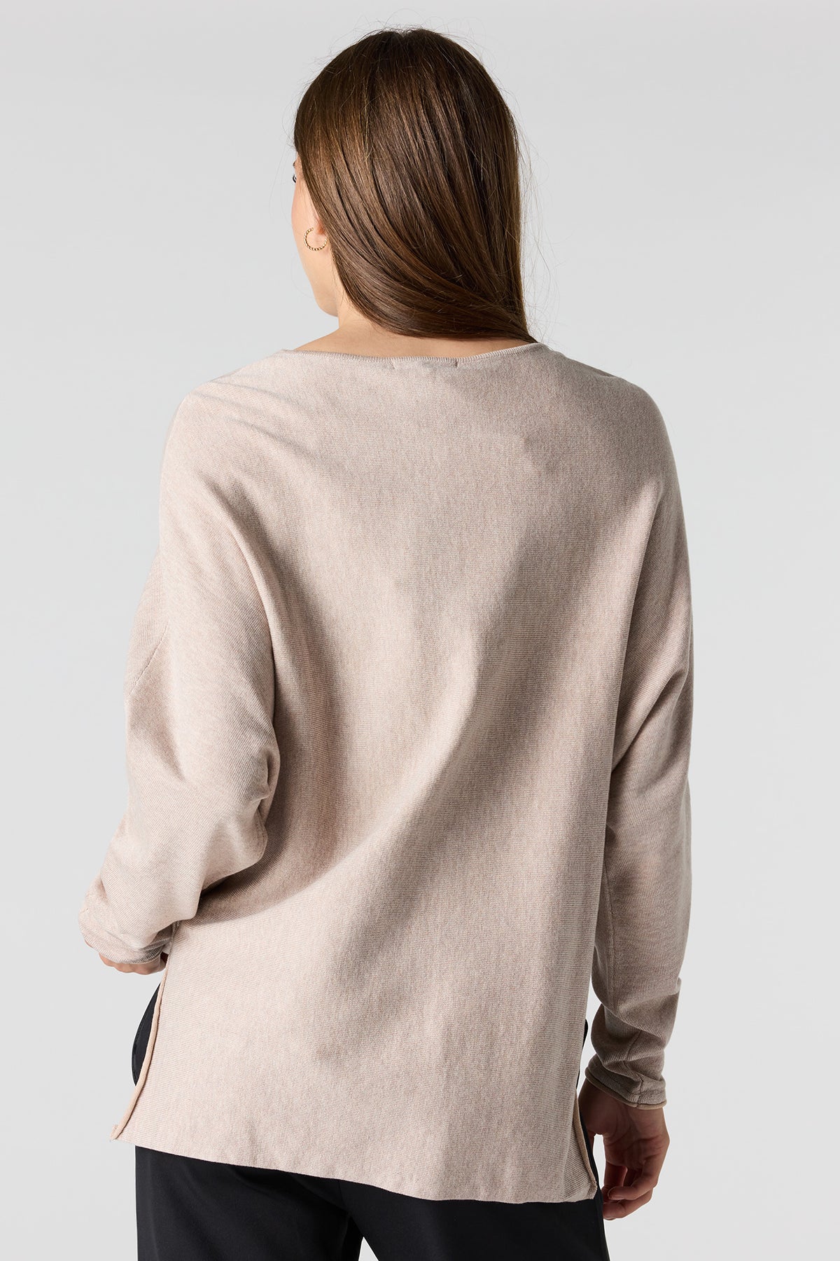 Vue alternative 2. Chandail en tricot