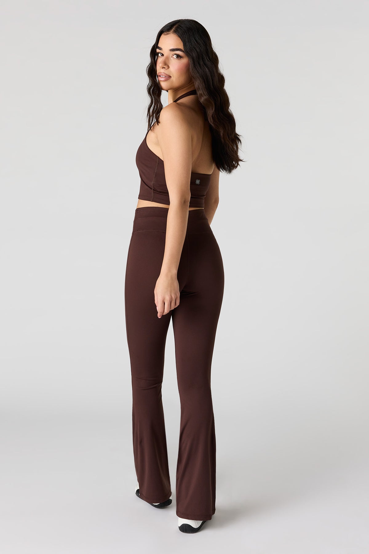 Vue alternative 3. Pantalon Active doux à jambe évasée