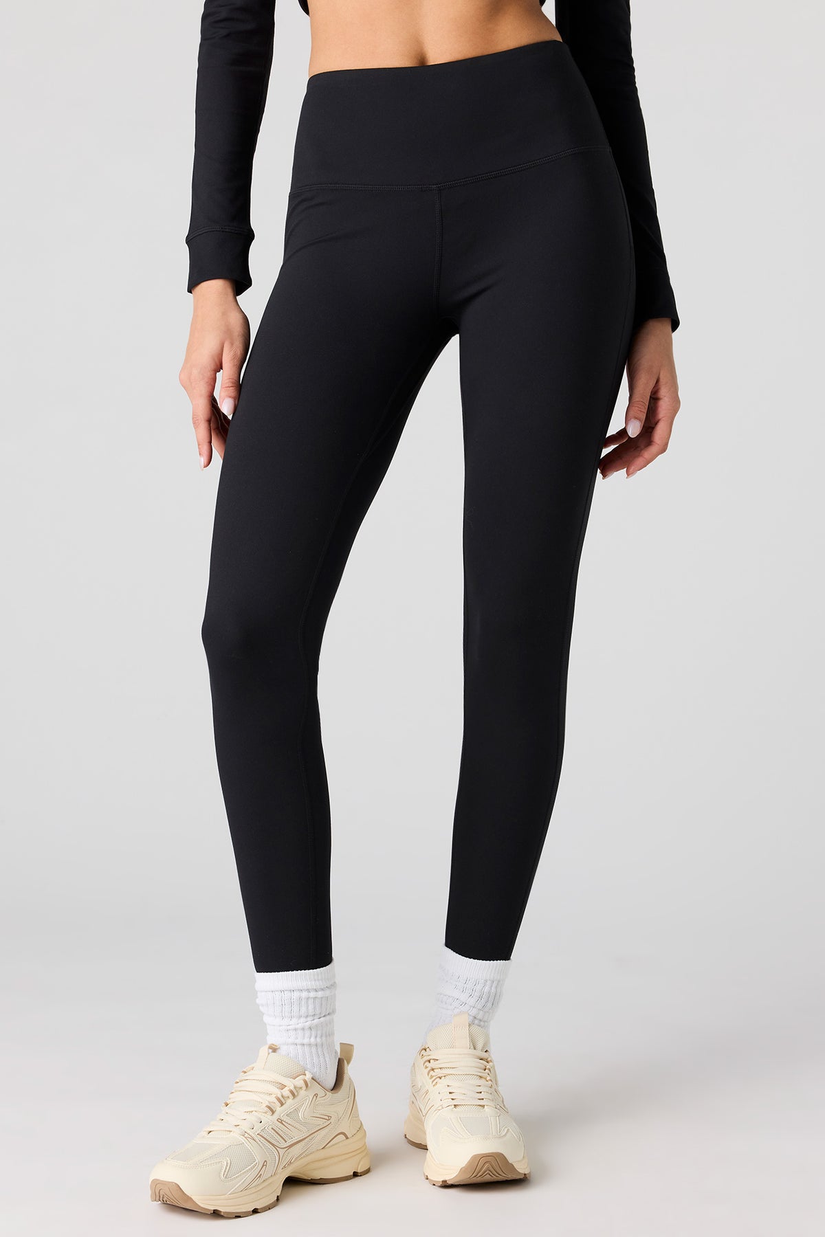 Alt View 2. Active Soft Legging 26" - Black