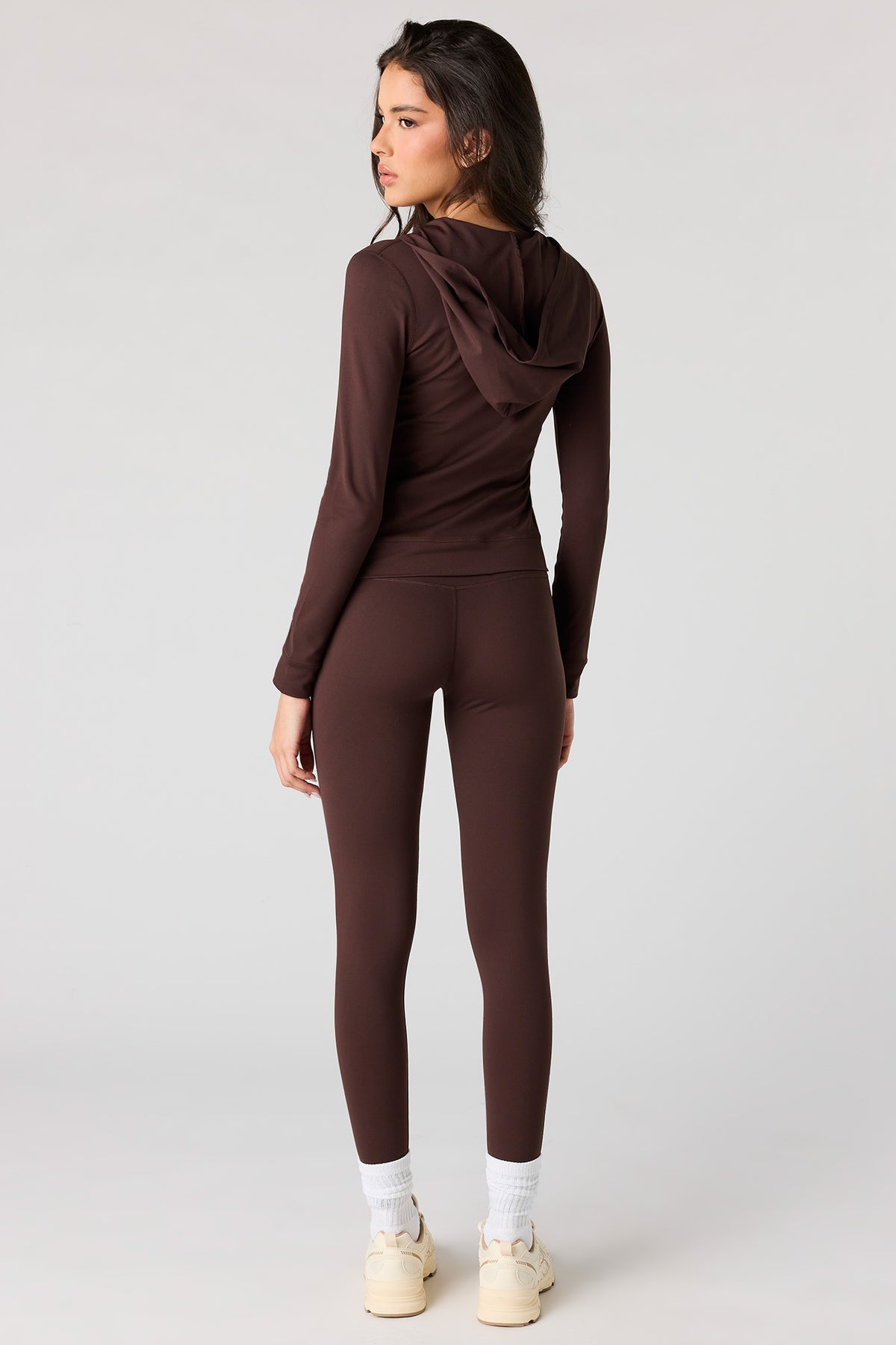 Alt View 3. Active Soft Legging 26" - Brown