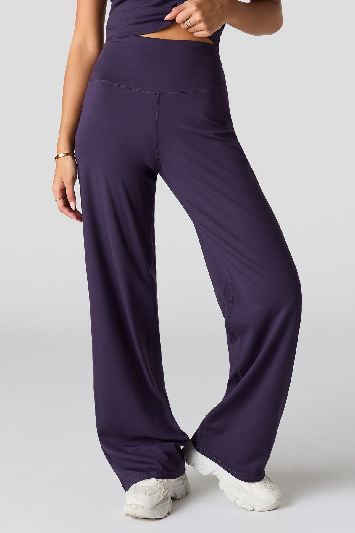 Vue alternative 2. Pantalon à jambe large Active doux