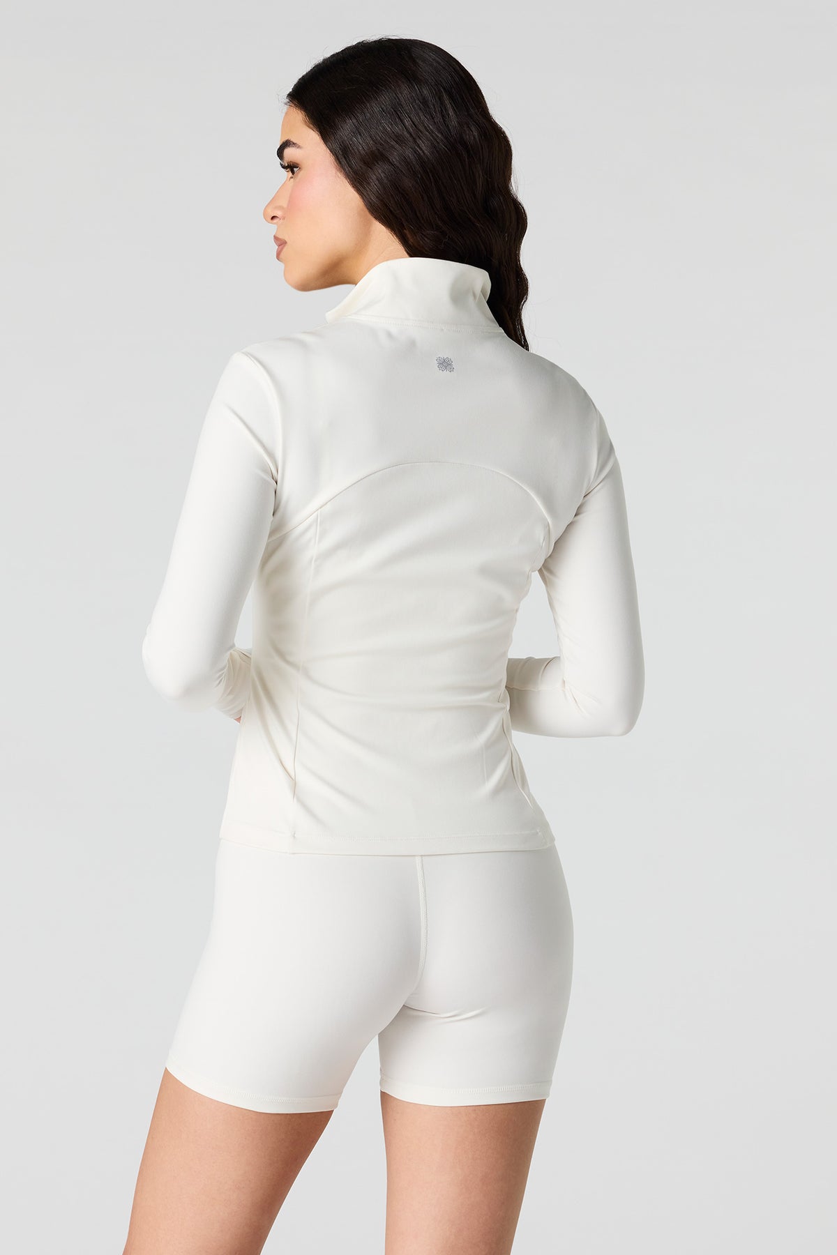 Alt View 2. Active Soft Short 5" - White