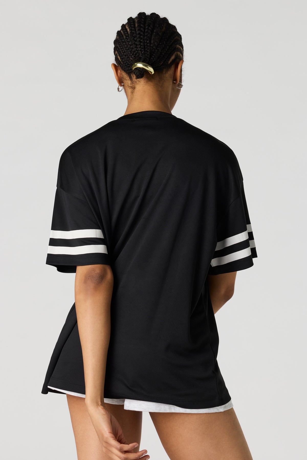Alt View 2. Graphic Oversized T-Shirt - Black
