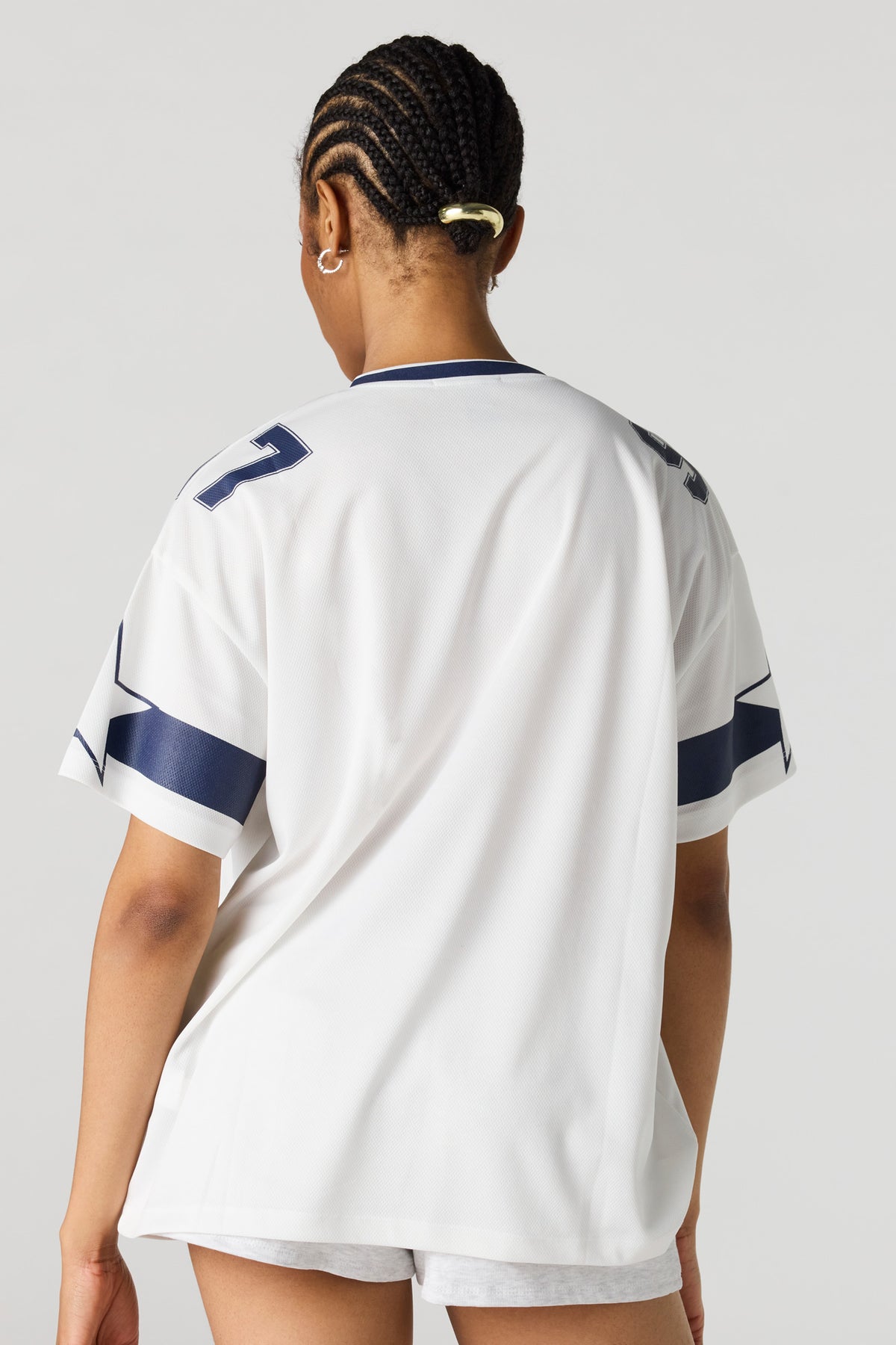 Alt View 2. Graphic Oversized T-Shirt - White