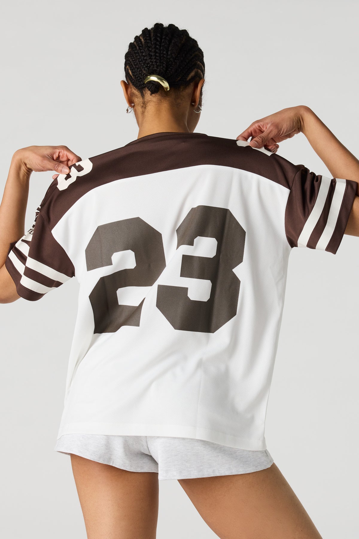 Alt View 2. Graphic Oversized T-Shirt - Light Brown