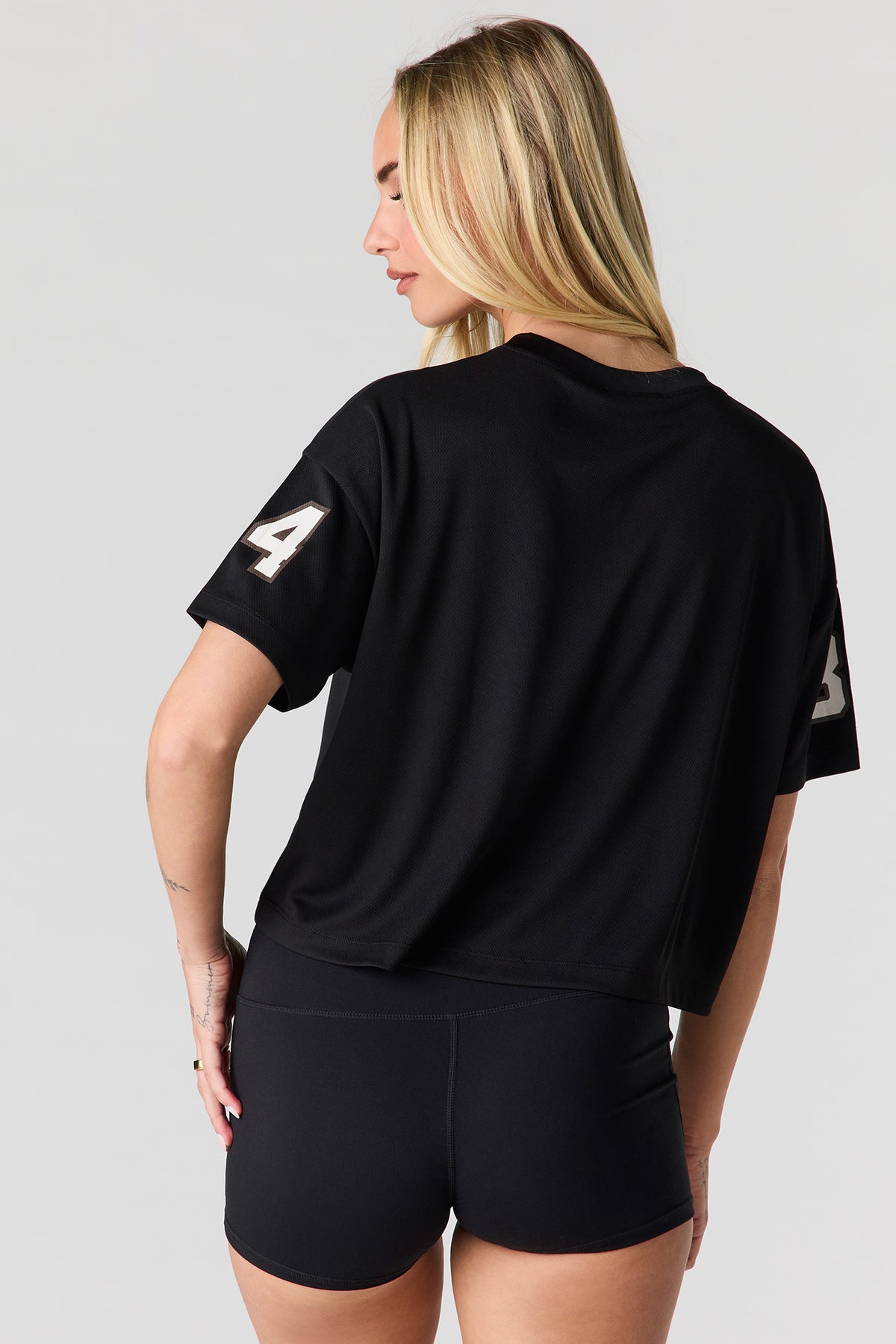Alt View 2. Graphic Boxy Crop Jersey - Black