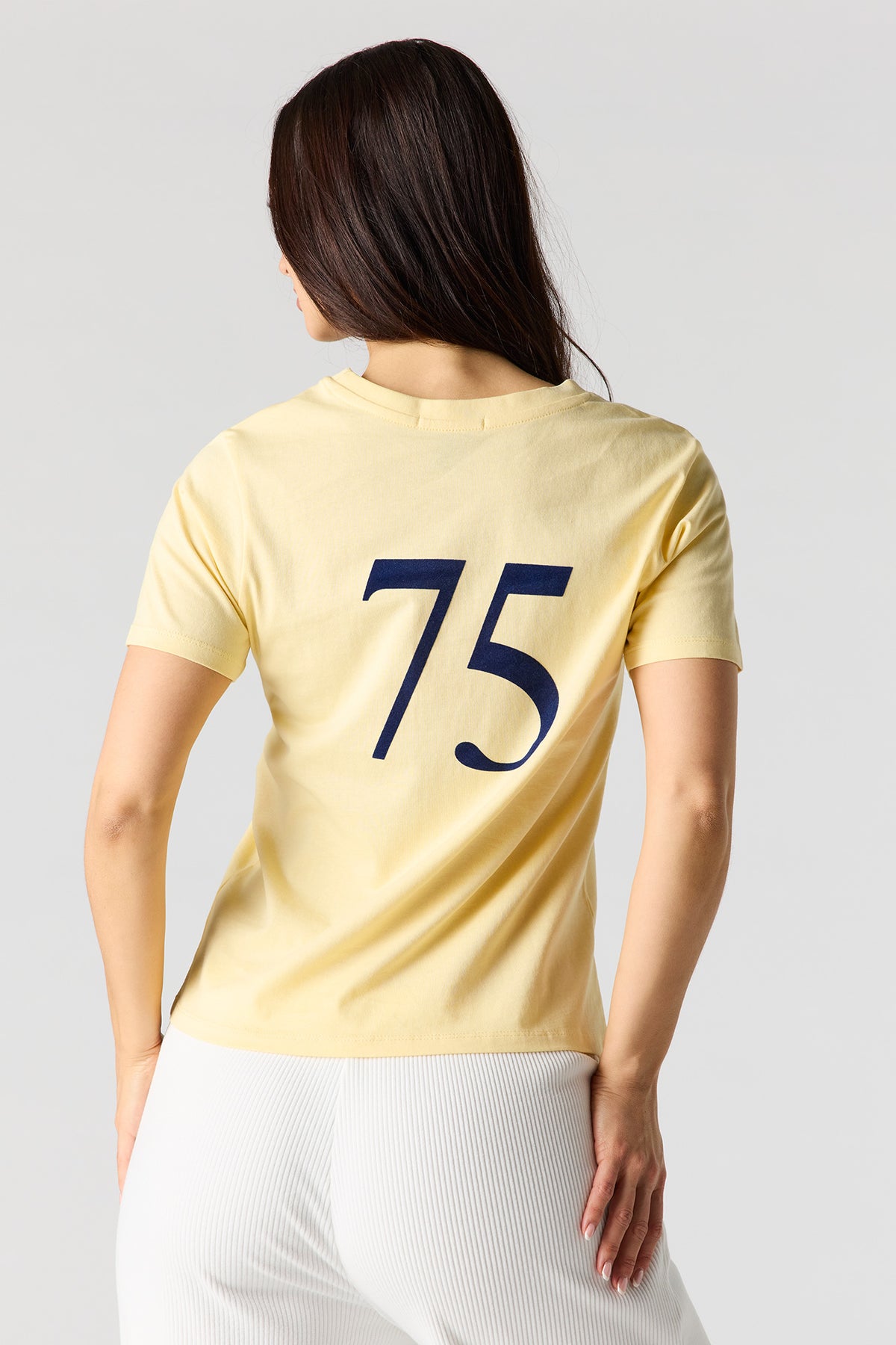 Alt View 2. Graphic Boyfriend T-Shirt - Yellow