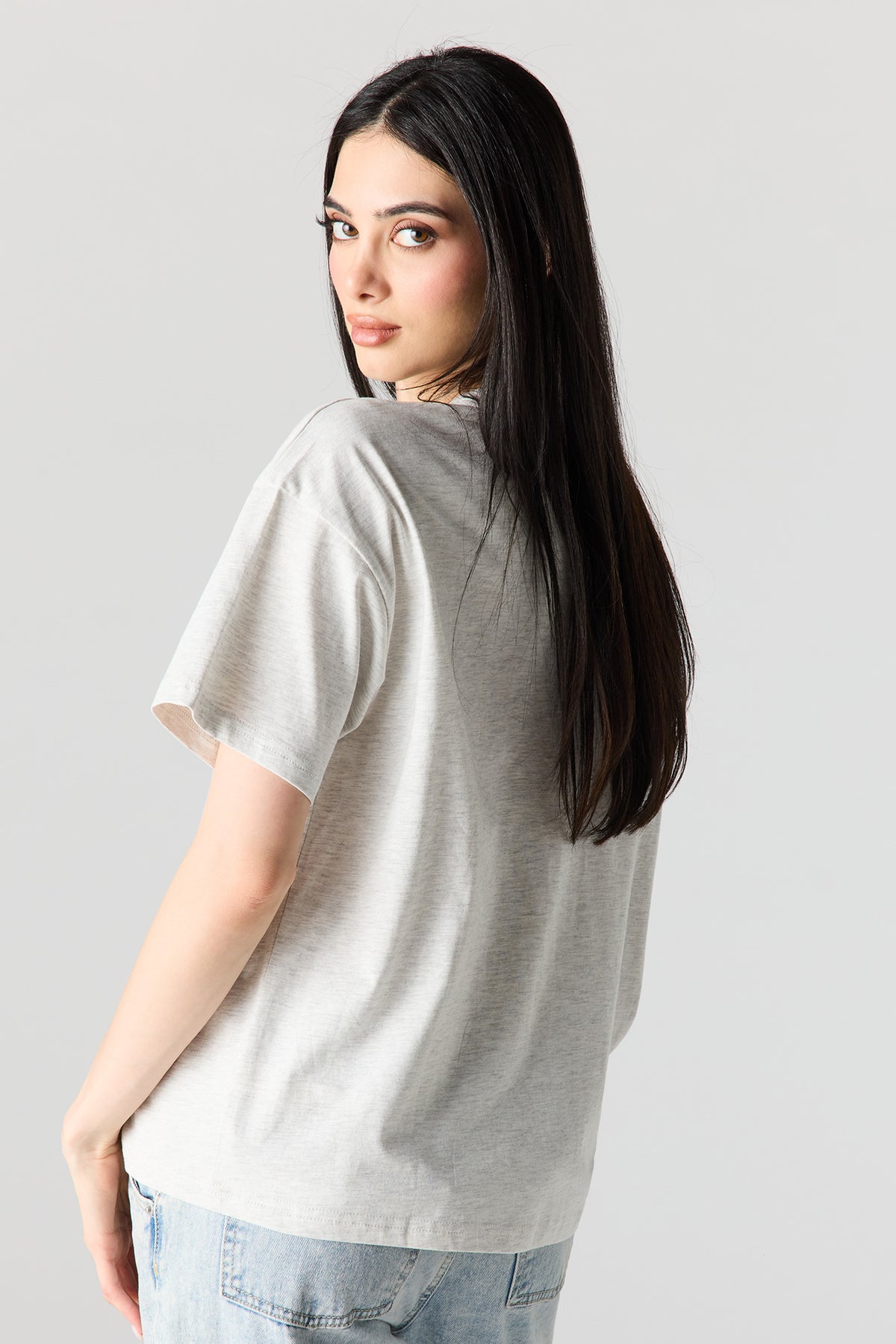 Alt View 2. Graphic Oversized T-Shirt - Heather Grey