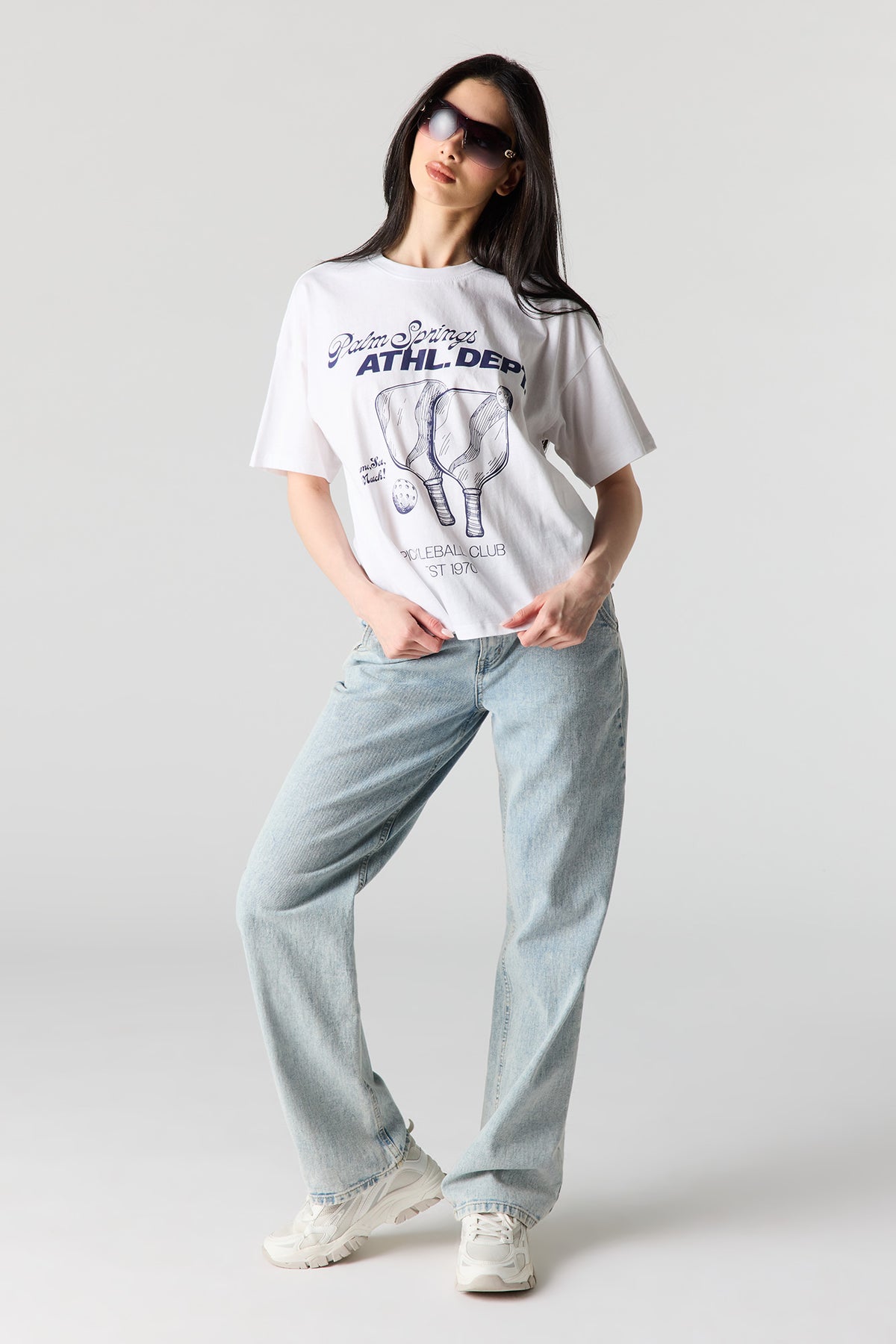 Alt View 3. Graphic Oversized T-Shirt - Off White