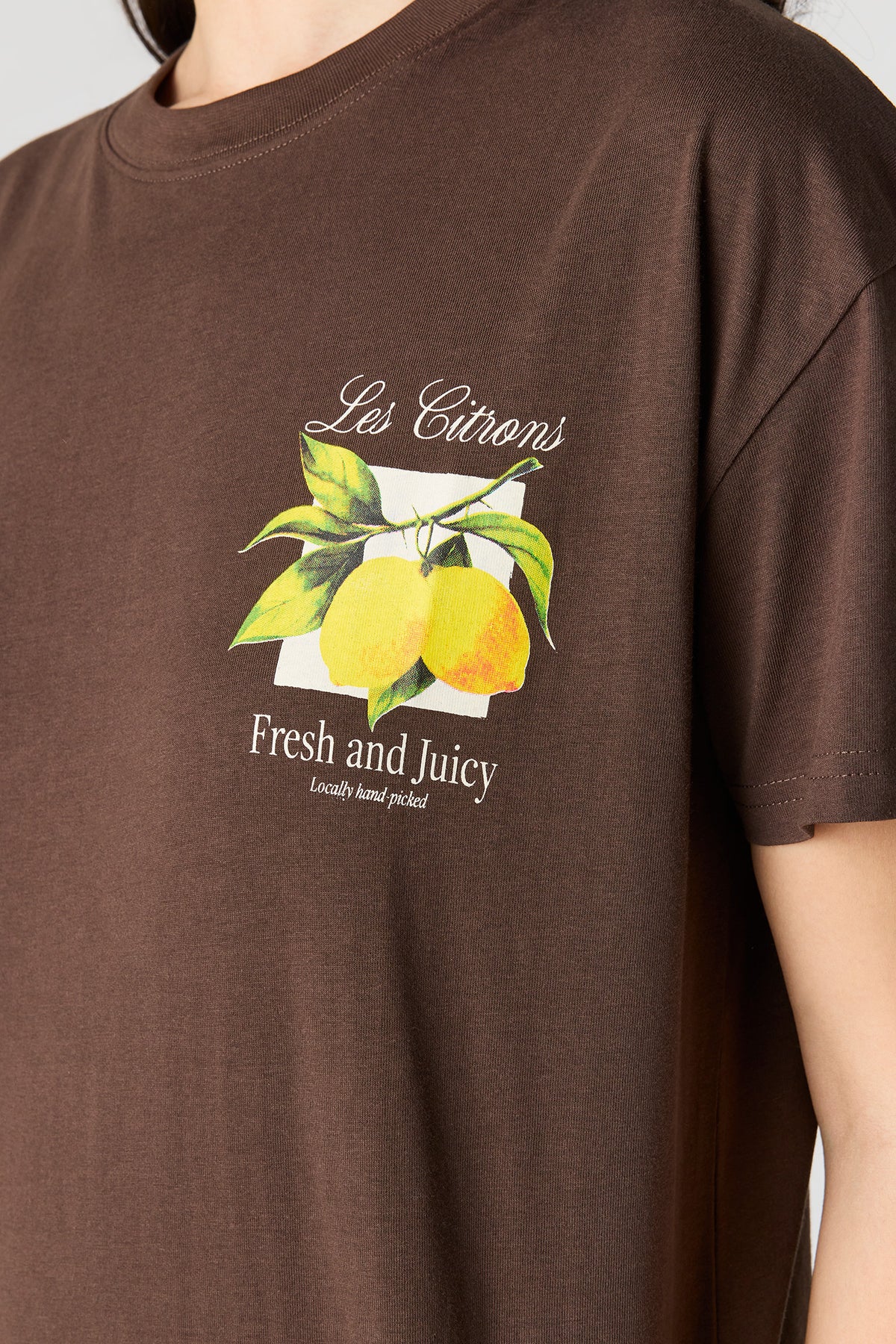 Alt View 4. Graphic Oversized T-Shirt - Light Brown