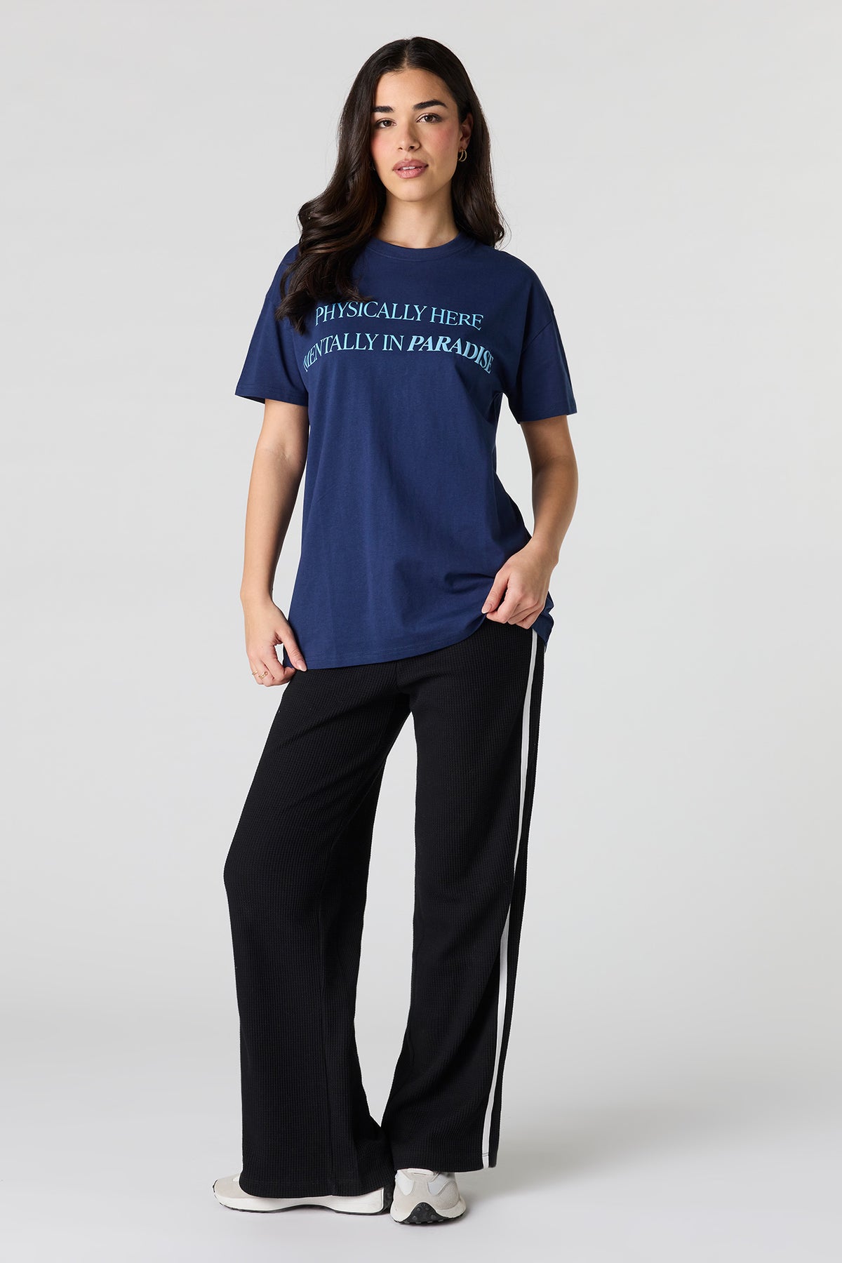Vue alternative 3. T-shirt surdimensionné imprimé