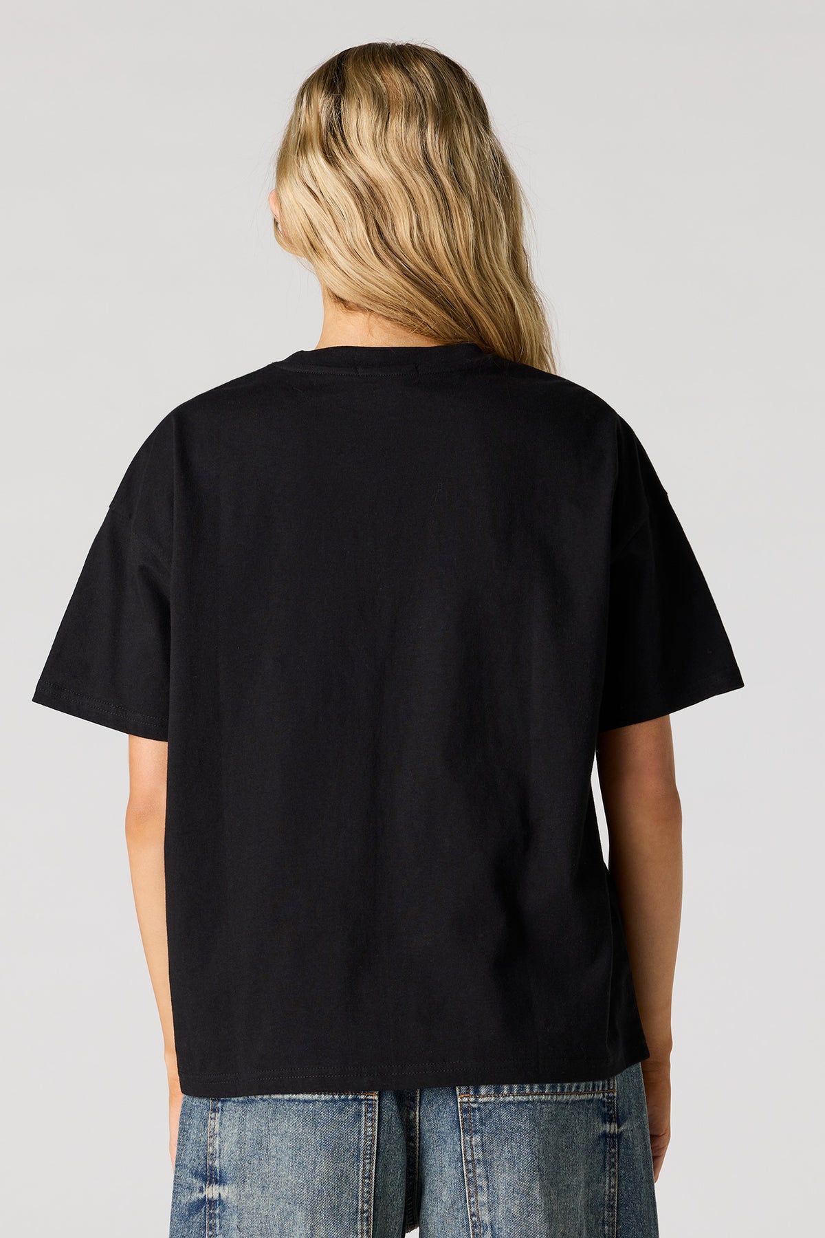 Alt View 2. Graphic Oversized Boxy T-Shirt - Black