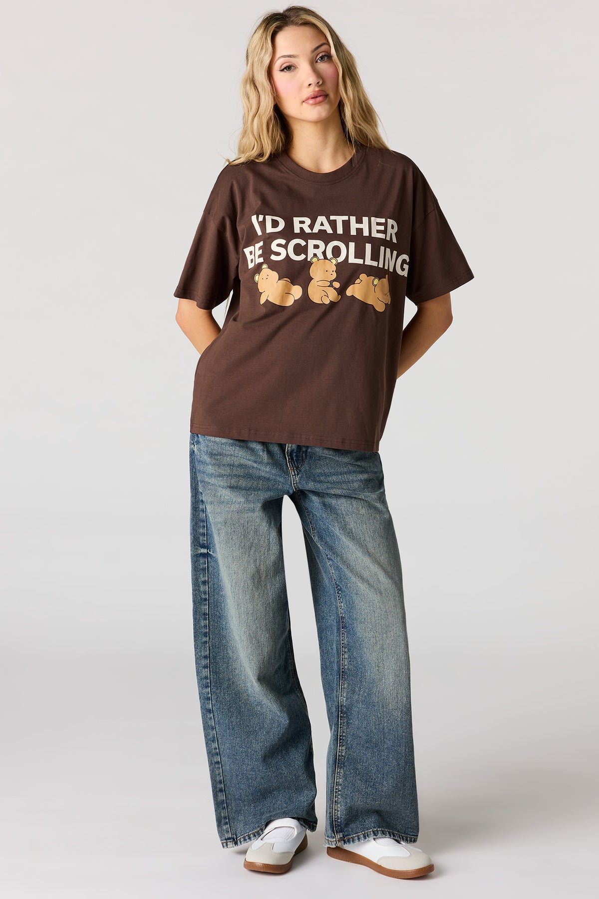Alt View 3. Graphic Oversized Boxy T-Shirt - Brown