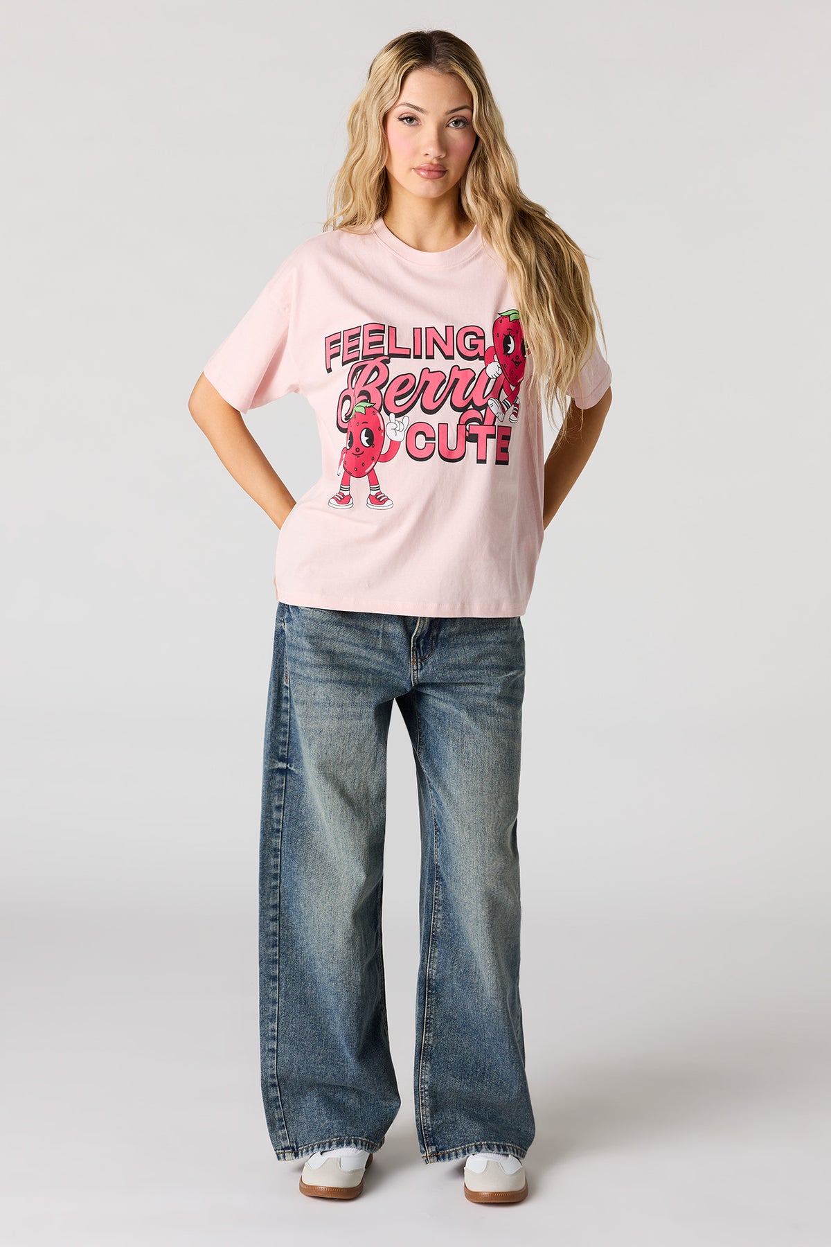 Vue alternative 3. T-shirt carré surdimensionné imprimé
