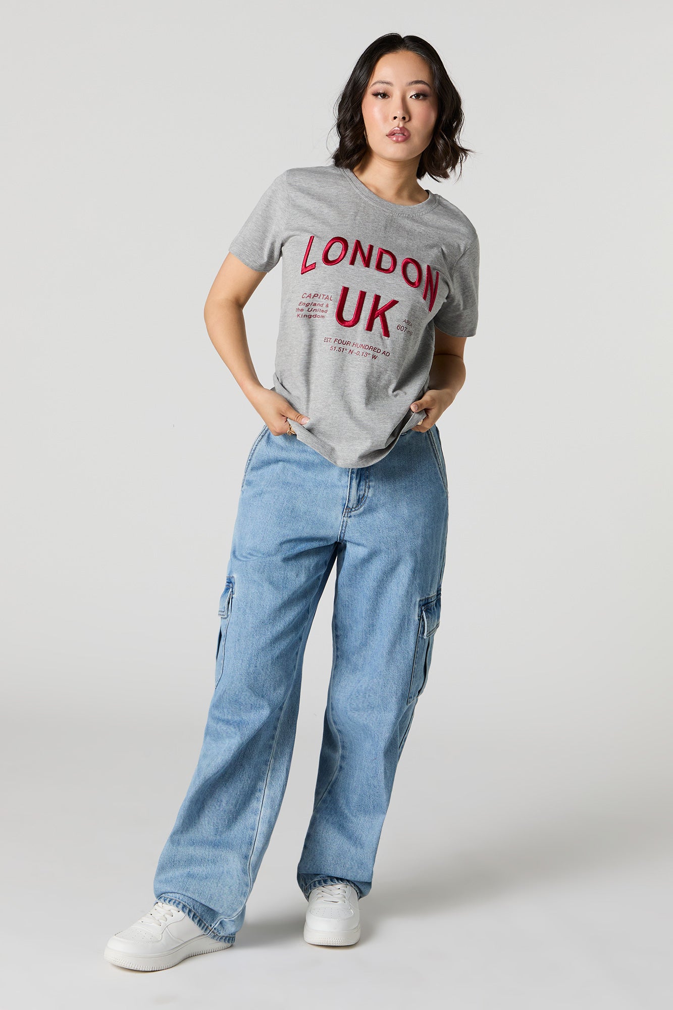 London UK Embroidered T-Shirt