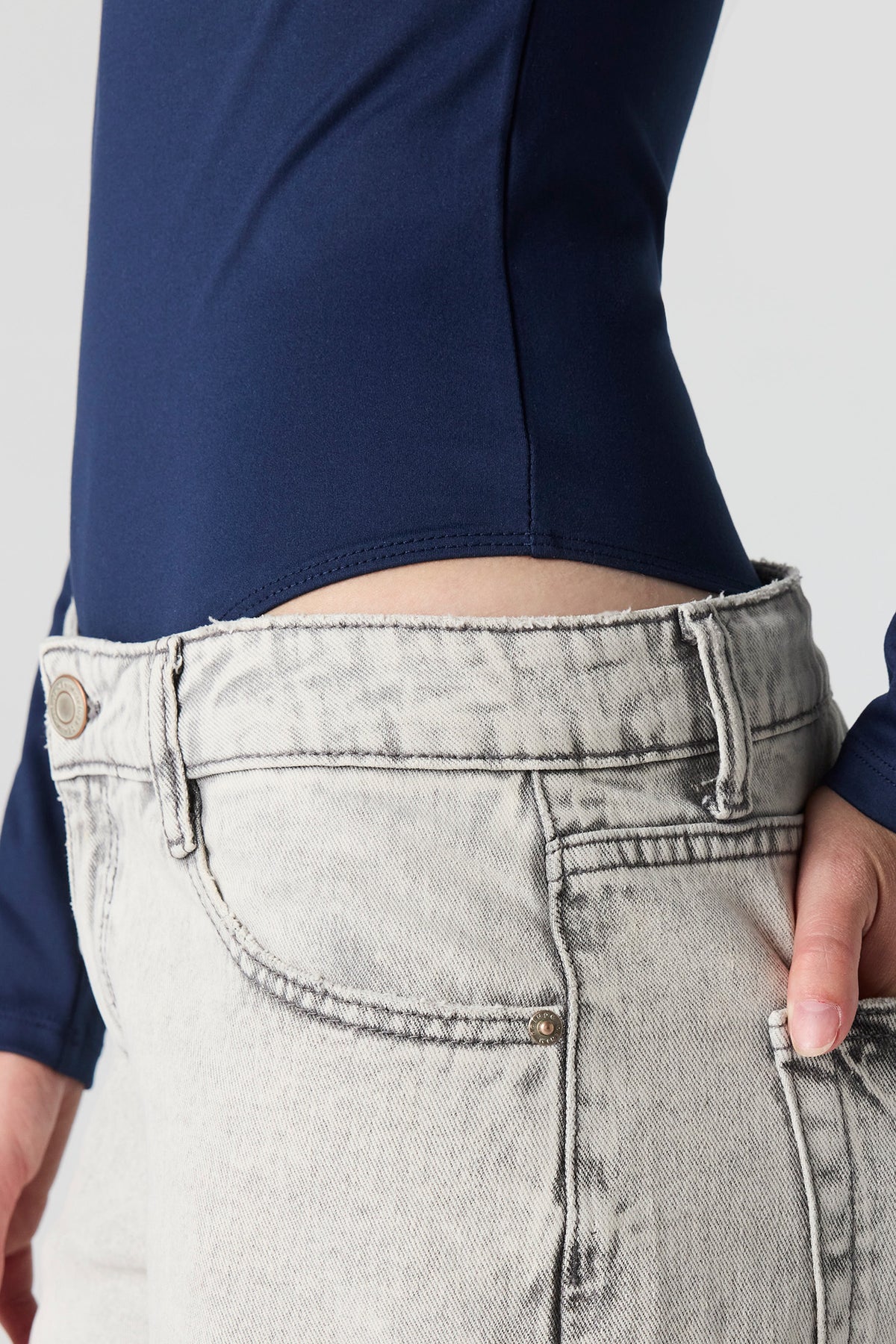 Alt View 4. Contour Long Sleeve Bodysuit - Navy
