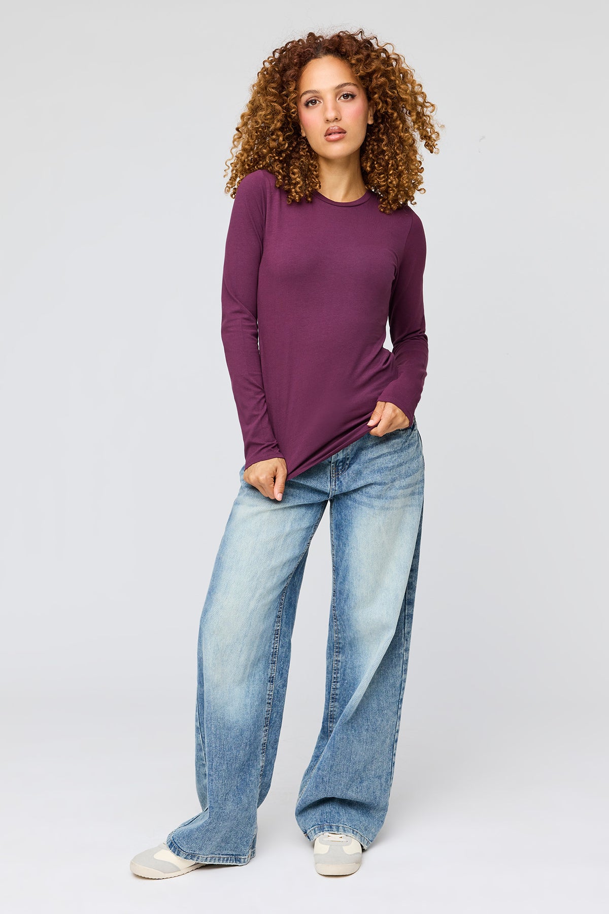 Alt View 3. Curved Hem Long Sleeve Top - Plum