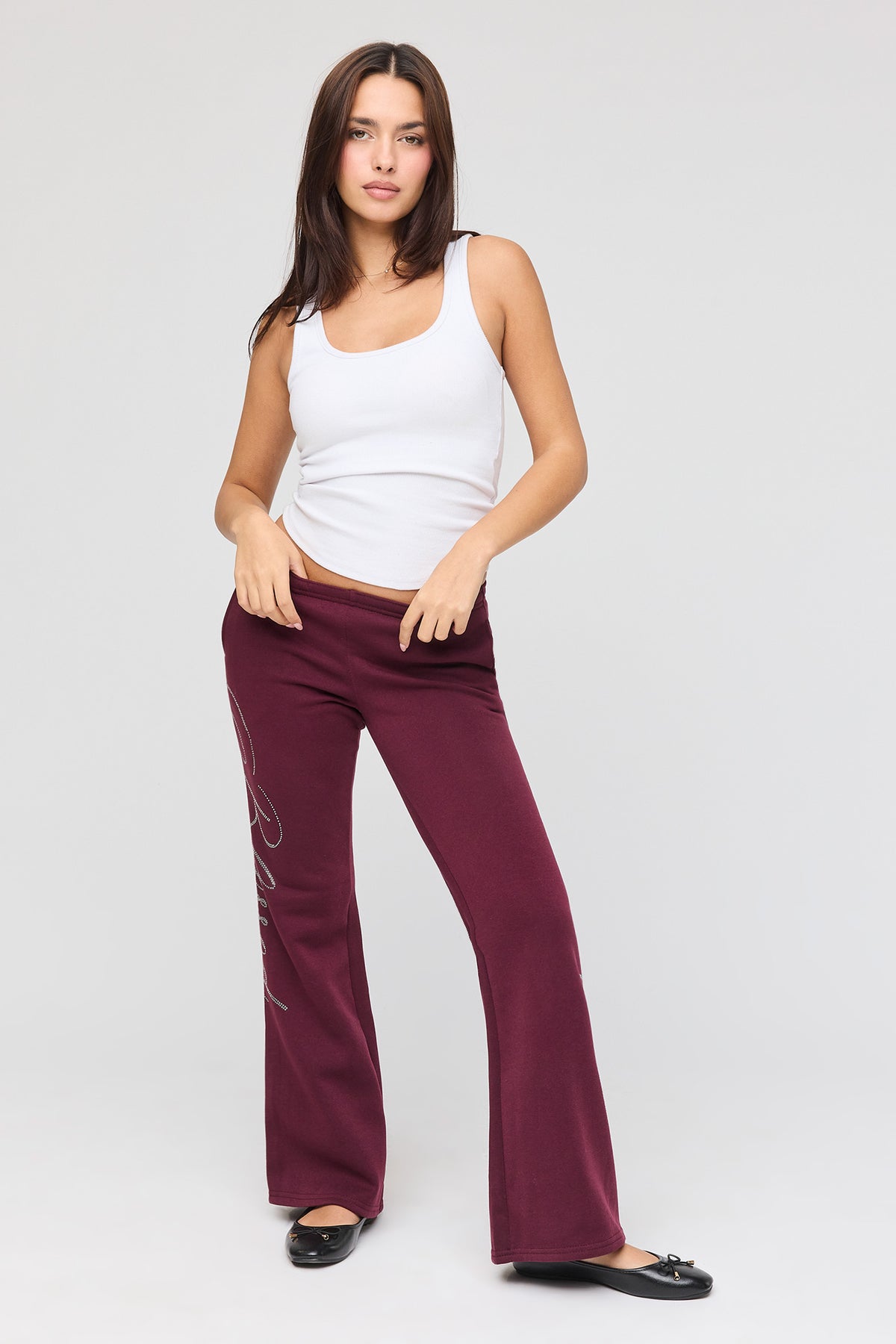 Pantalon d'entraînement à jambe évasée avec pierres du Rhin