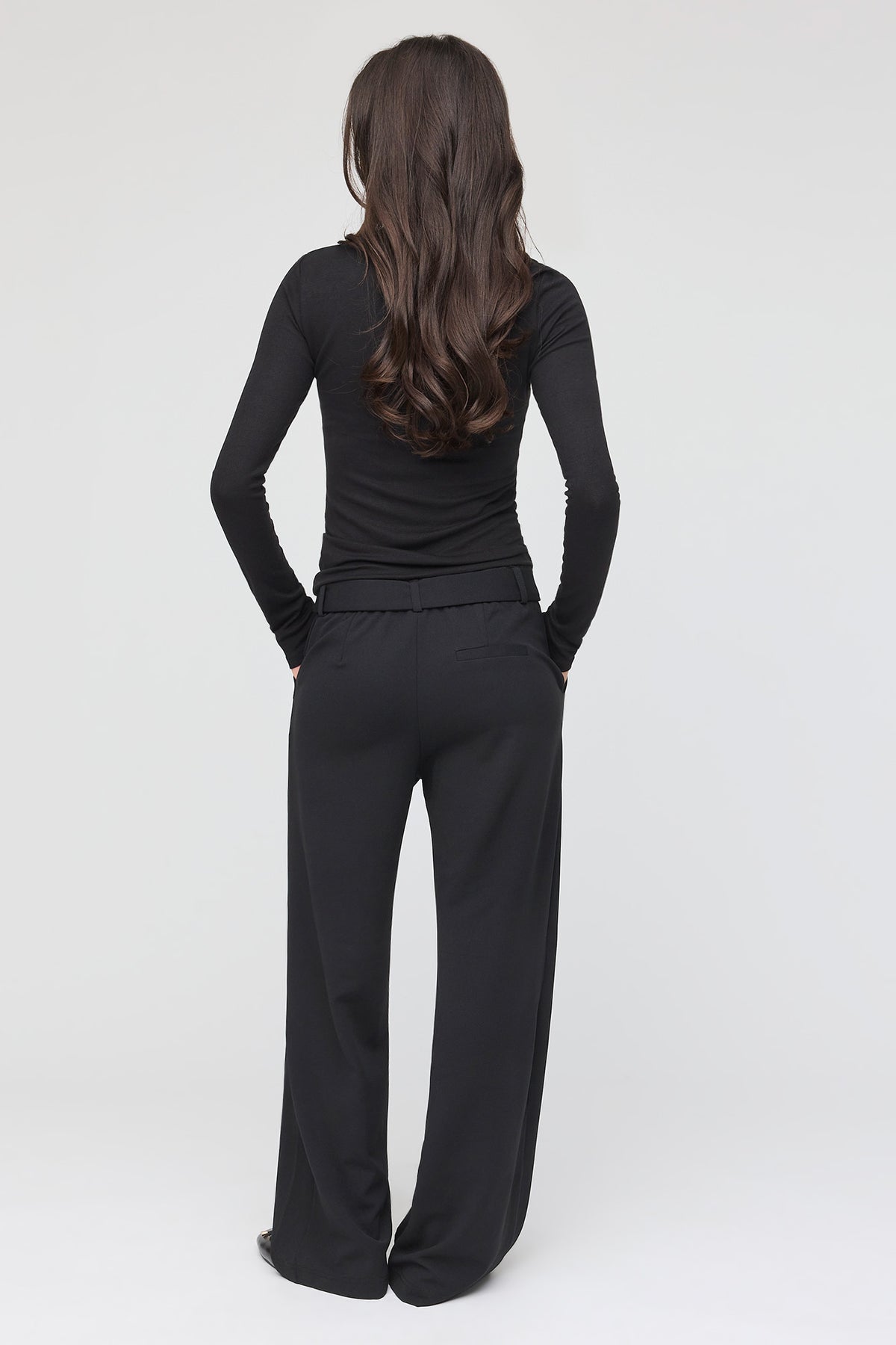 Alt View 3. Mid Rise Belted Trouser - Black