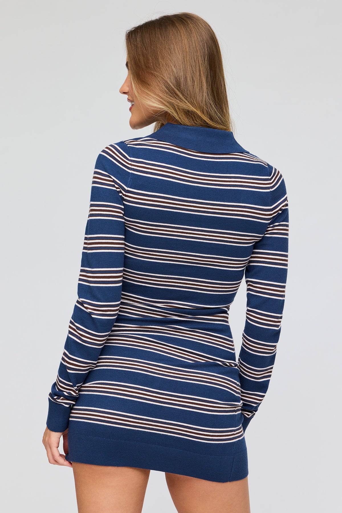 Vue alternative 2. Robe-chandail polo rayée