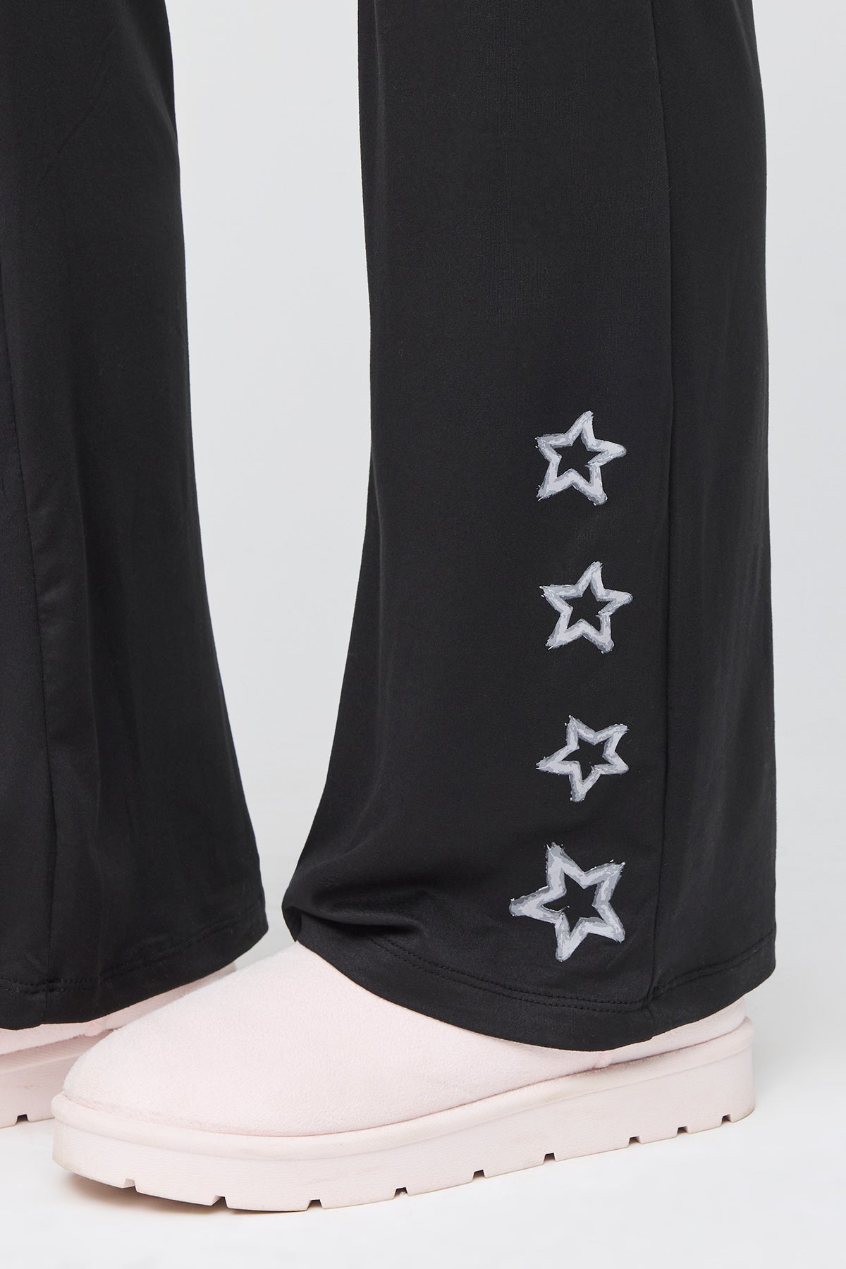 Alt View 5. Graphic Baby Tee & Wide Leg Pant Set - Black