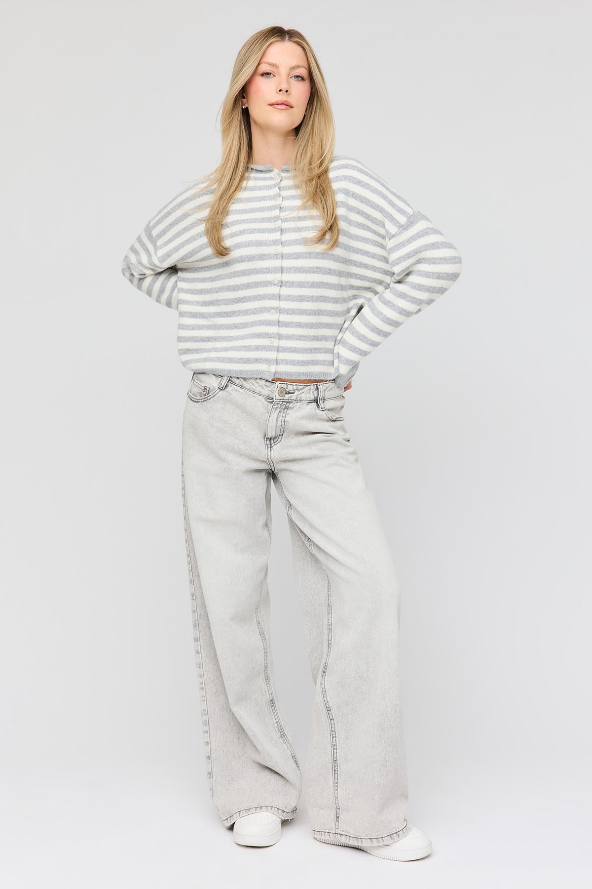 Alt View 3. Buttoned Cardigan - Heather Grey