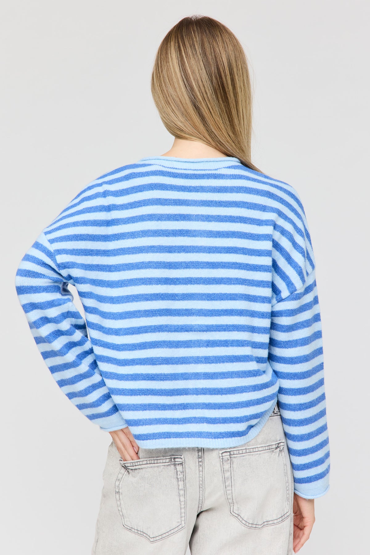 Alt View 2. Buttoned Cardigan - Blue