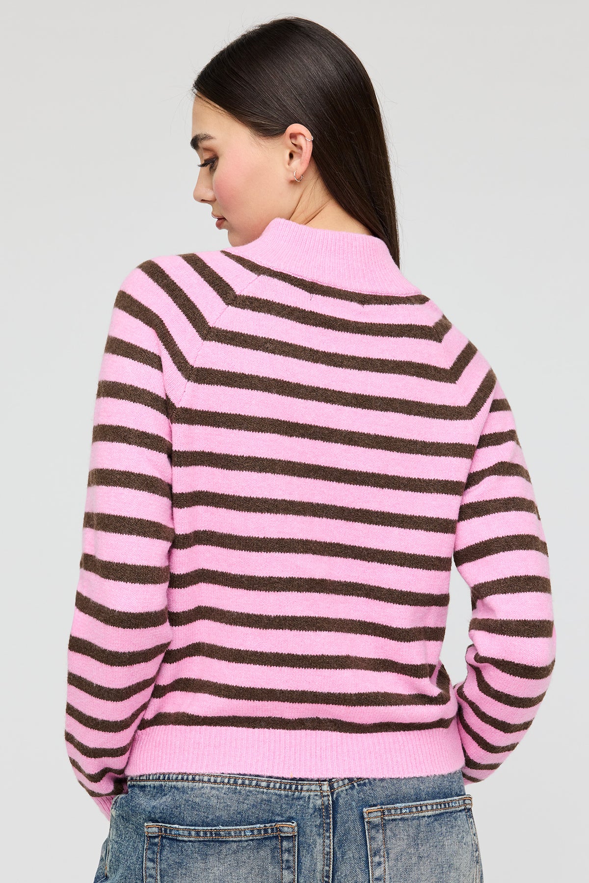 Alt View 2. Oversized Zip Sweater - Pink