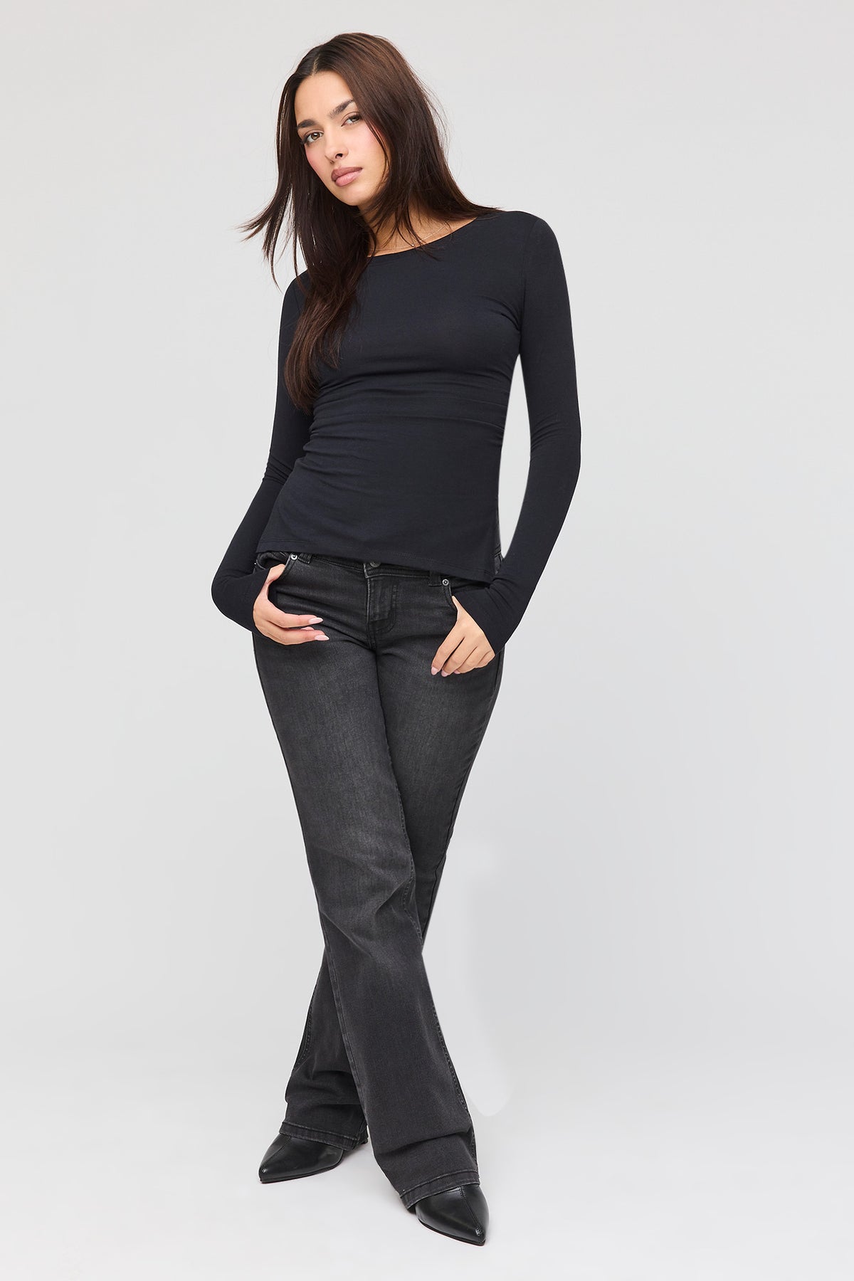 Alt View 3. Ruched Slit Long Sleeve Top (2 pack) - Black