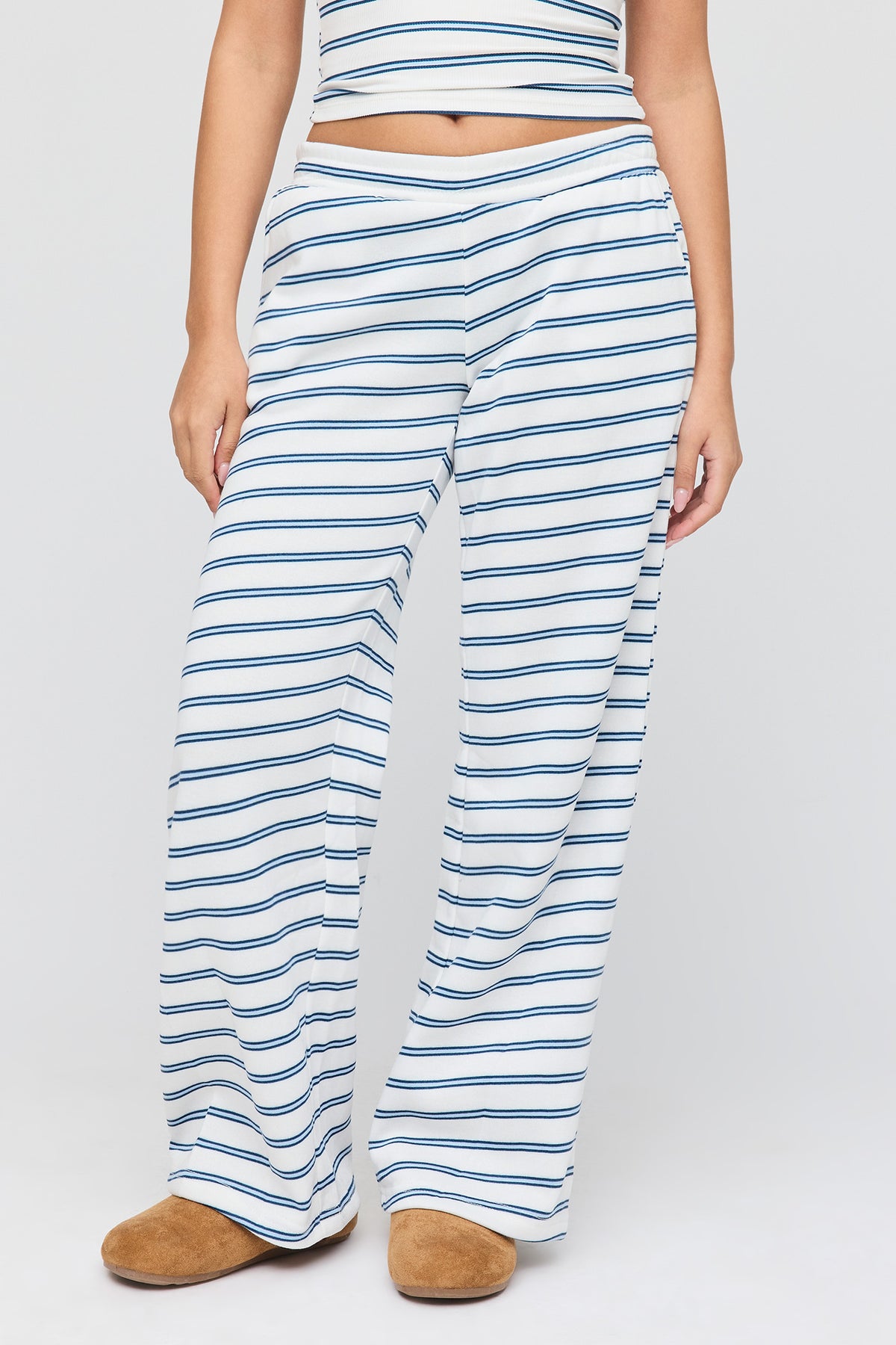 Alt View 3. Striped Tank & Wide Leg Sweatpant Set - Heather Grey
