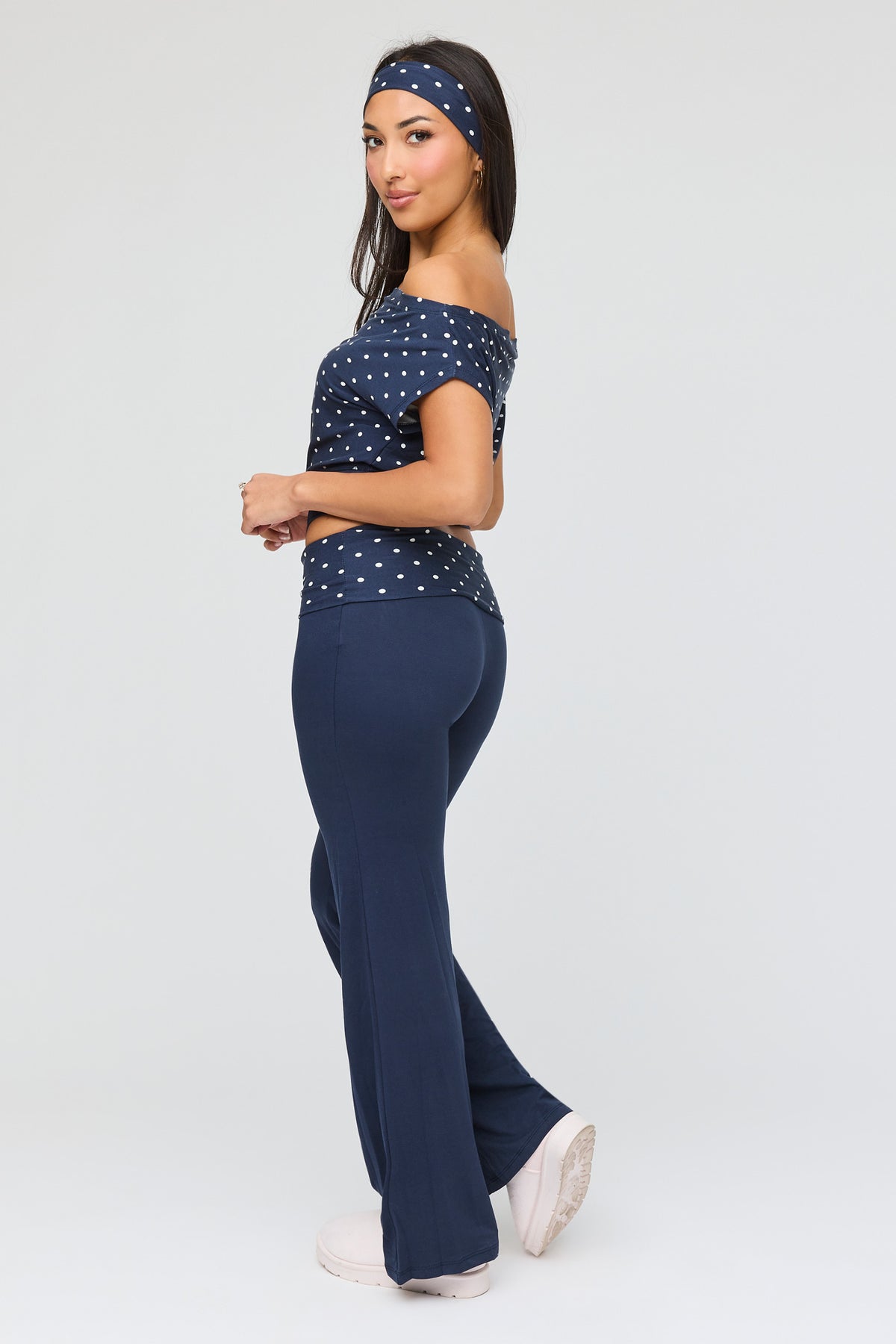 Alt View 4. Polka Dot Top & Pant & Headband Set - Navy