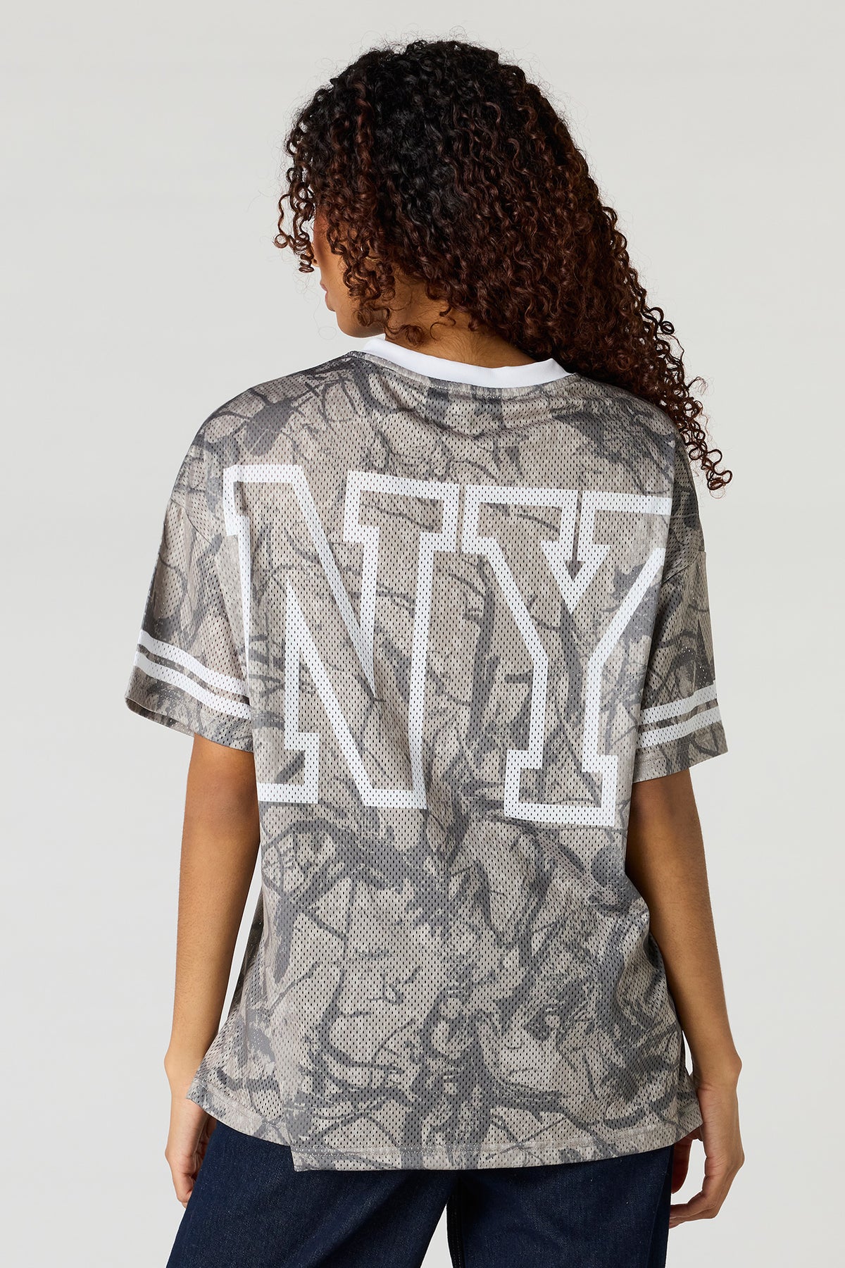 Vue alternative 2. Jersey en filet imprimé
