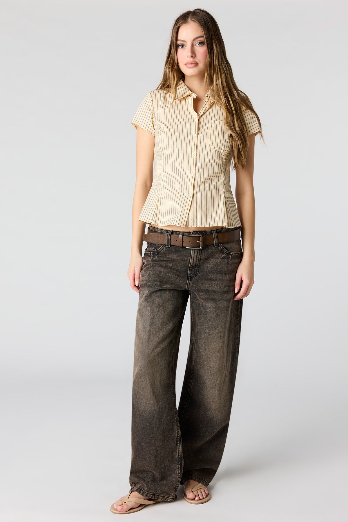 Alt View 3. Button-Up Fitted Shirt - Yellow