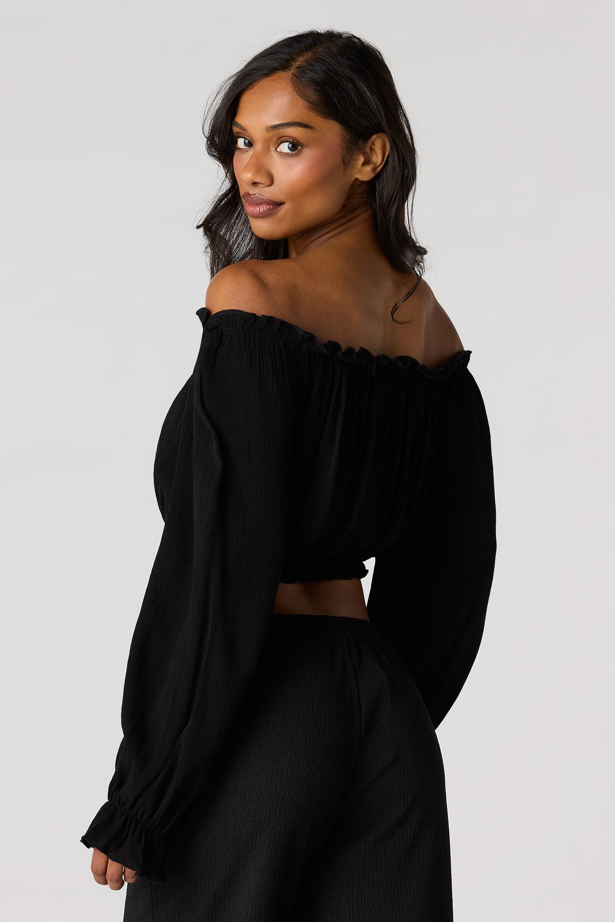 Alt View 2. Textured Off Shoulder Long Sleeve Top - Black