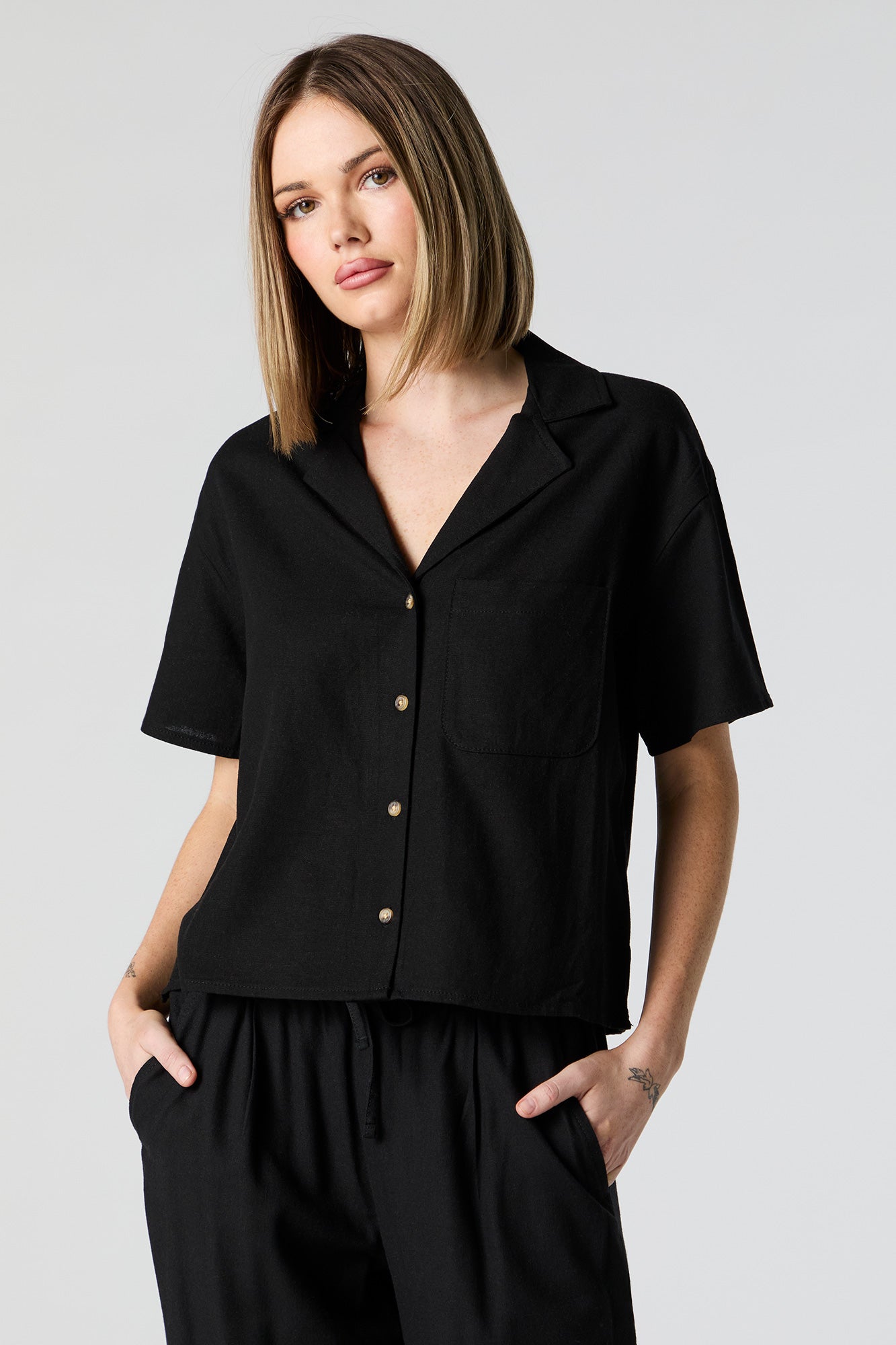 Linen Short Sleeve Button-Up Top