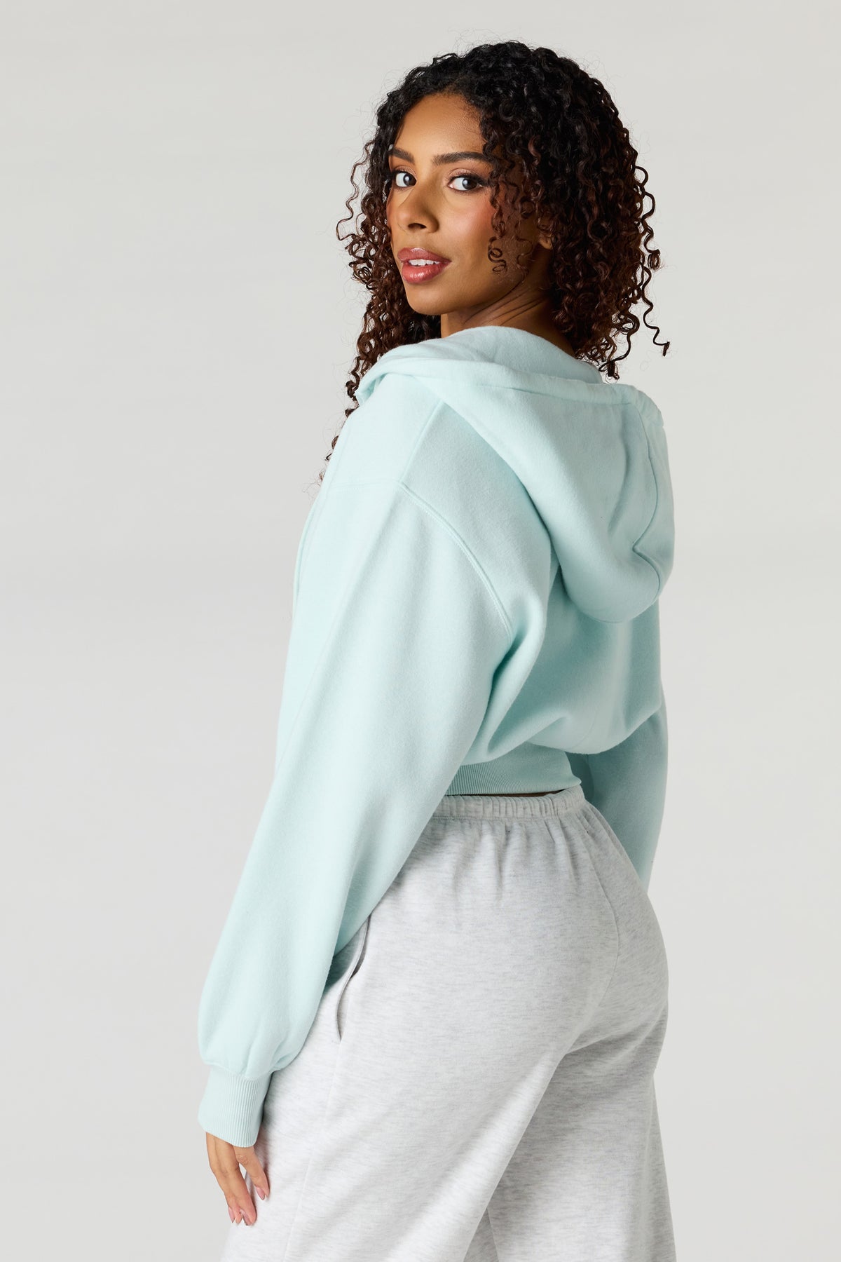 Alt View 2. Oversized Cropped Zip-Up Hoodie - Light Blue