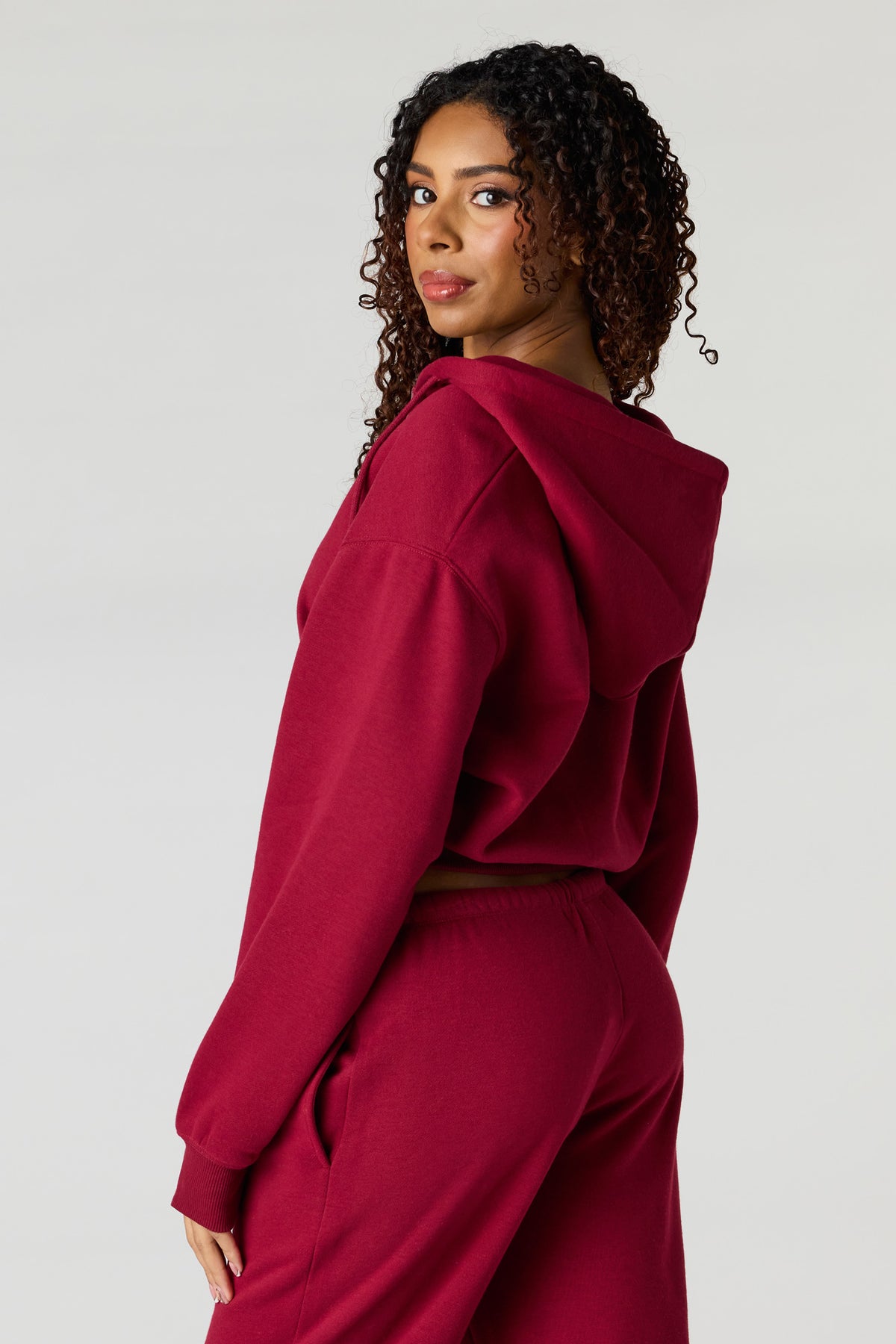 Alt View 2. Oversized Cropped Zip-Up Hoodie - Red