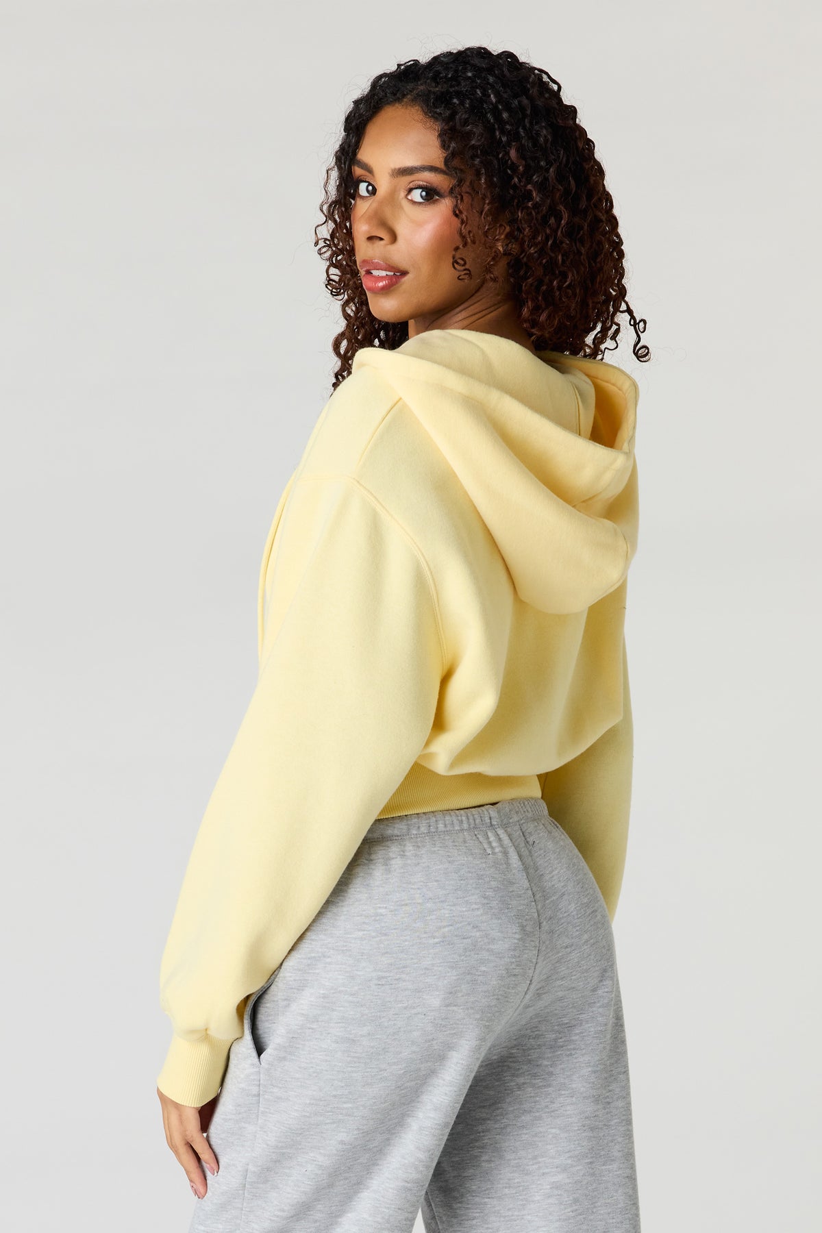 Alt View 2. Oversized Cropped Zip-Up Hoodie - Yellow