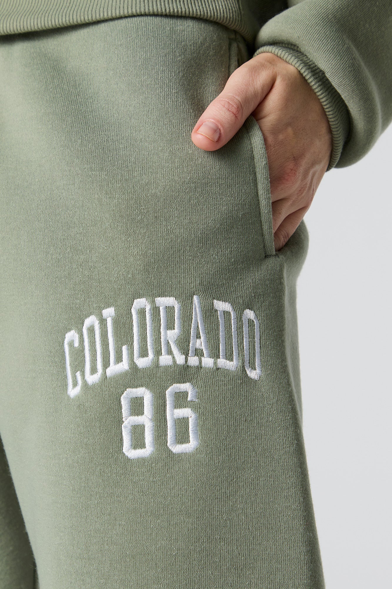 Colorado Embroidered Fleece Everyday Jogger
