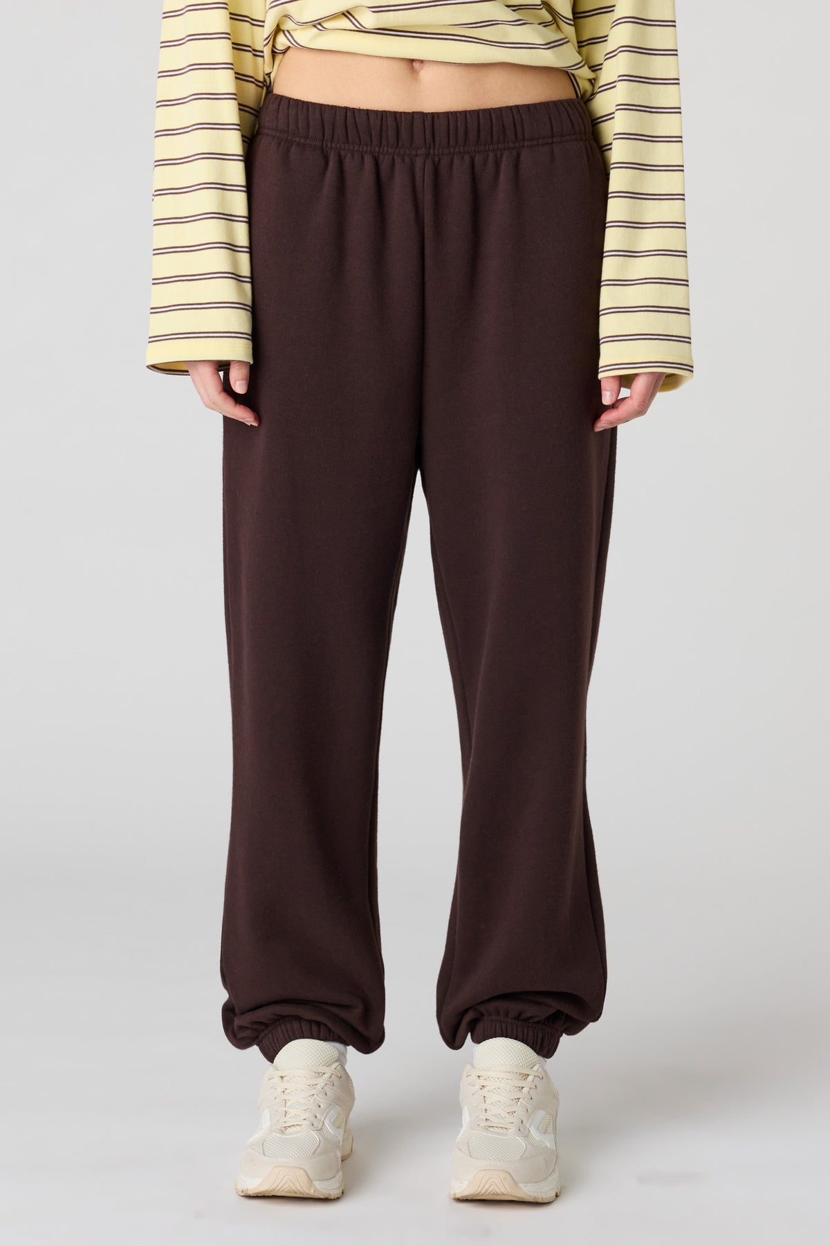 Alt View 2. Fleece Jogger - Brown