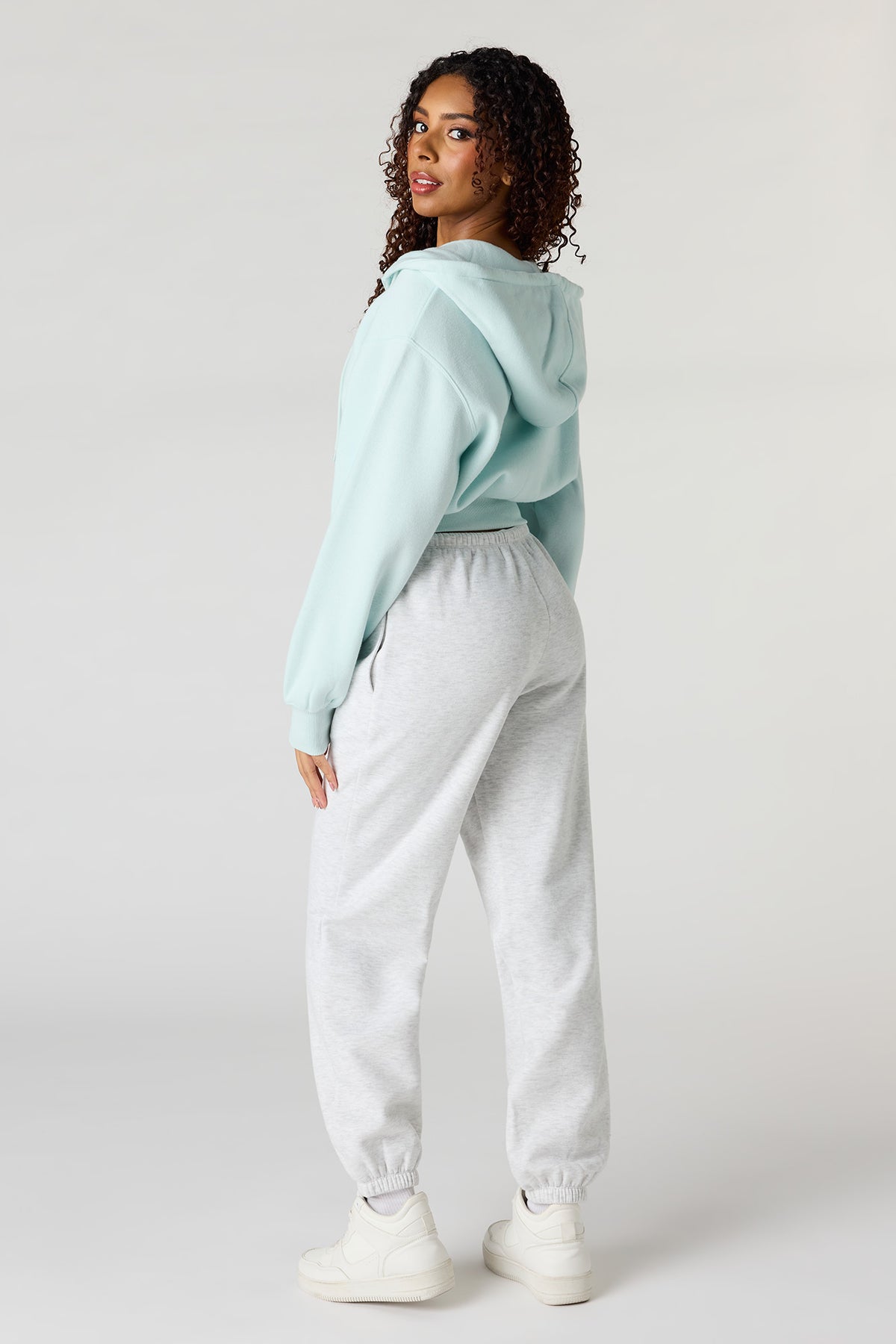 Vue alternative 3. Jogger en molleton à taille basse