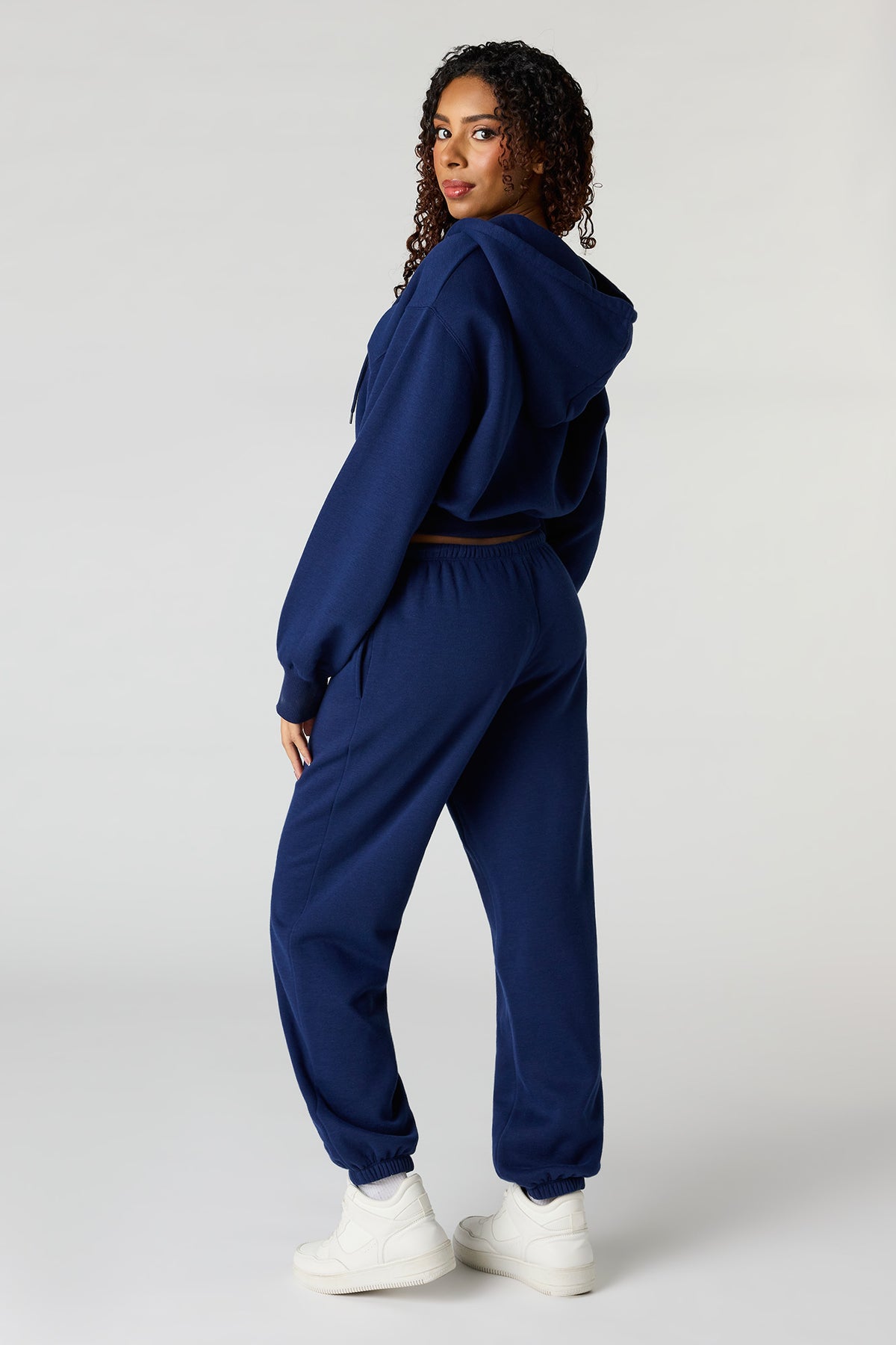Vue alternative 3. Jogger en molleton à taille basse