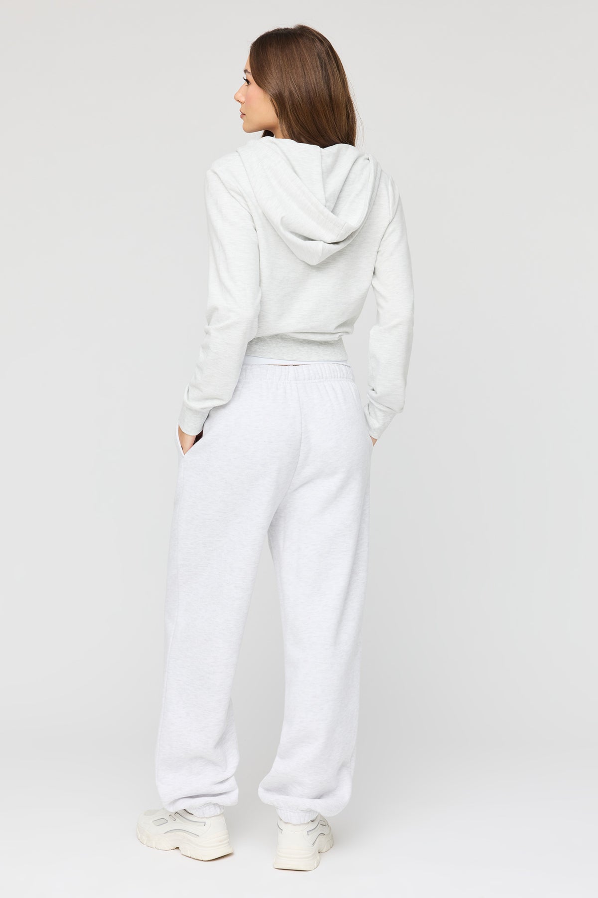 Alt View 3. Luxe Fleece Boyfriend Jogger - Light Grey