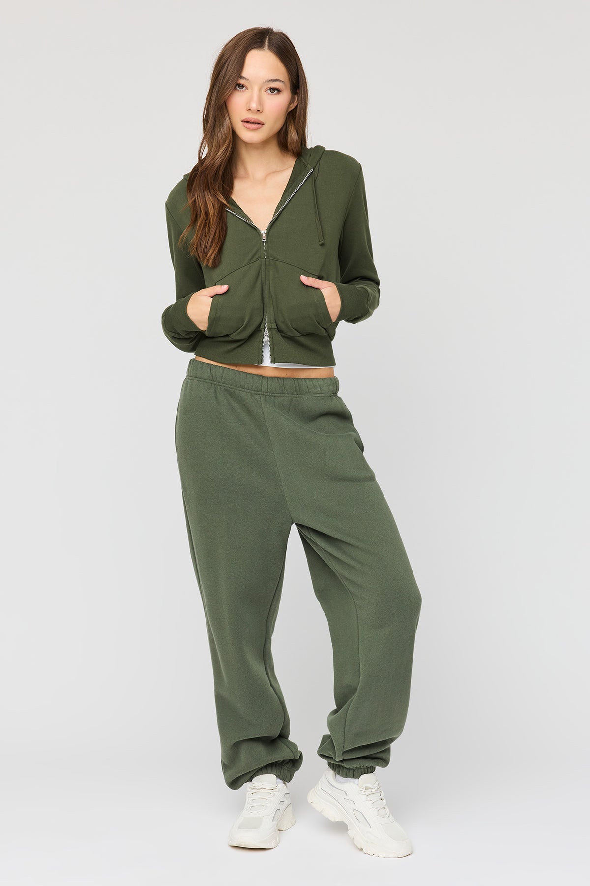 Alt View 3. Luxe Fleece Boyfriend Jogger - Green