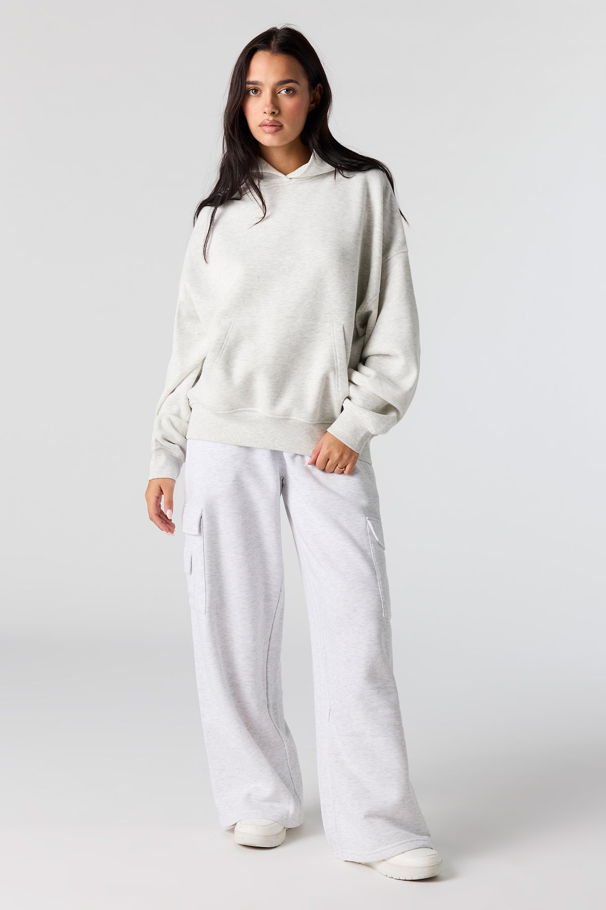 Ultra Wide Fleece Cargo Sweatpant - Light Grey