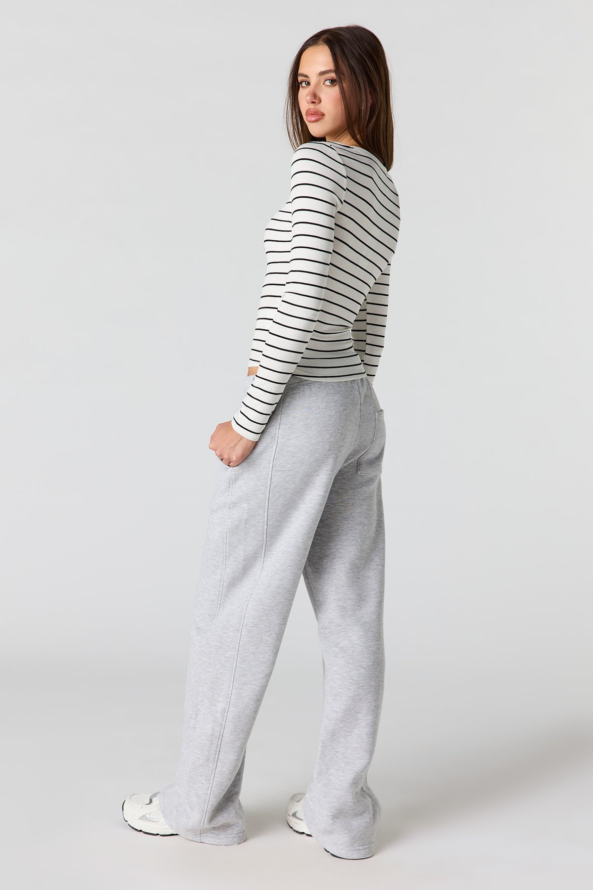Vue alternative 3. Pantalon baggy en molleton