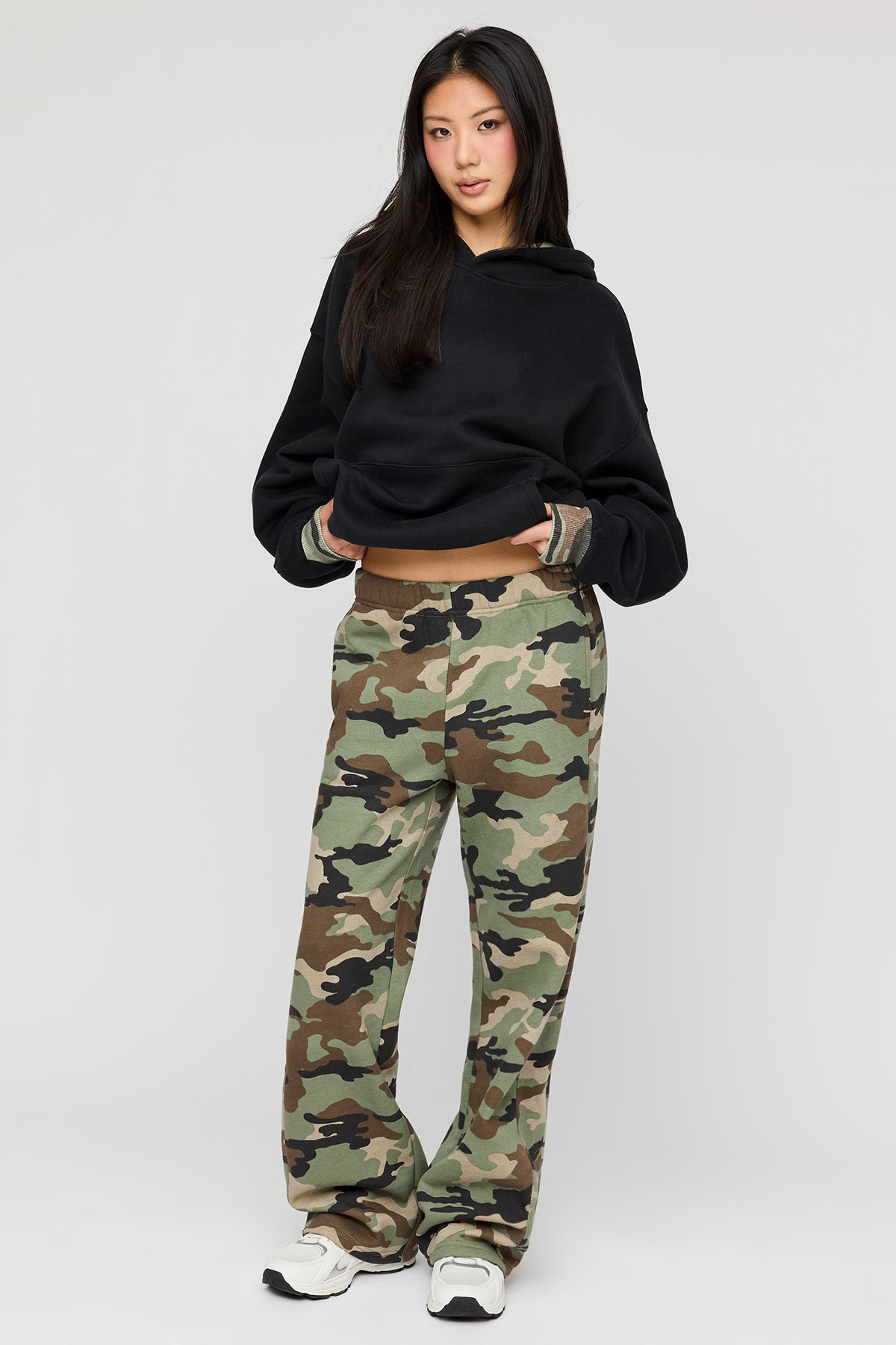 Vue alternative 4. Pantalon d'entraînement à jambe droite en molleton de luxe