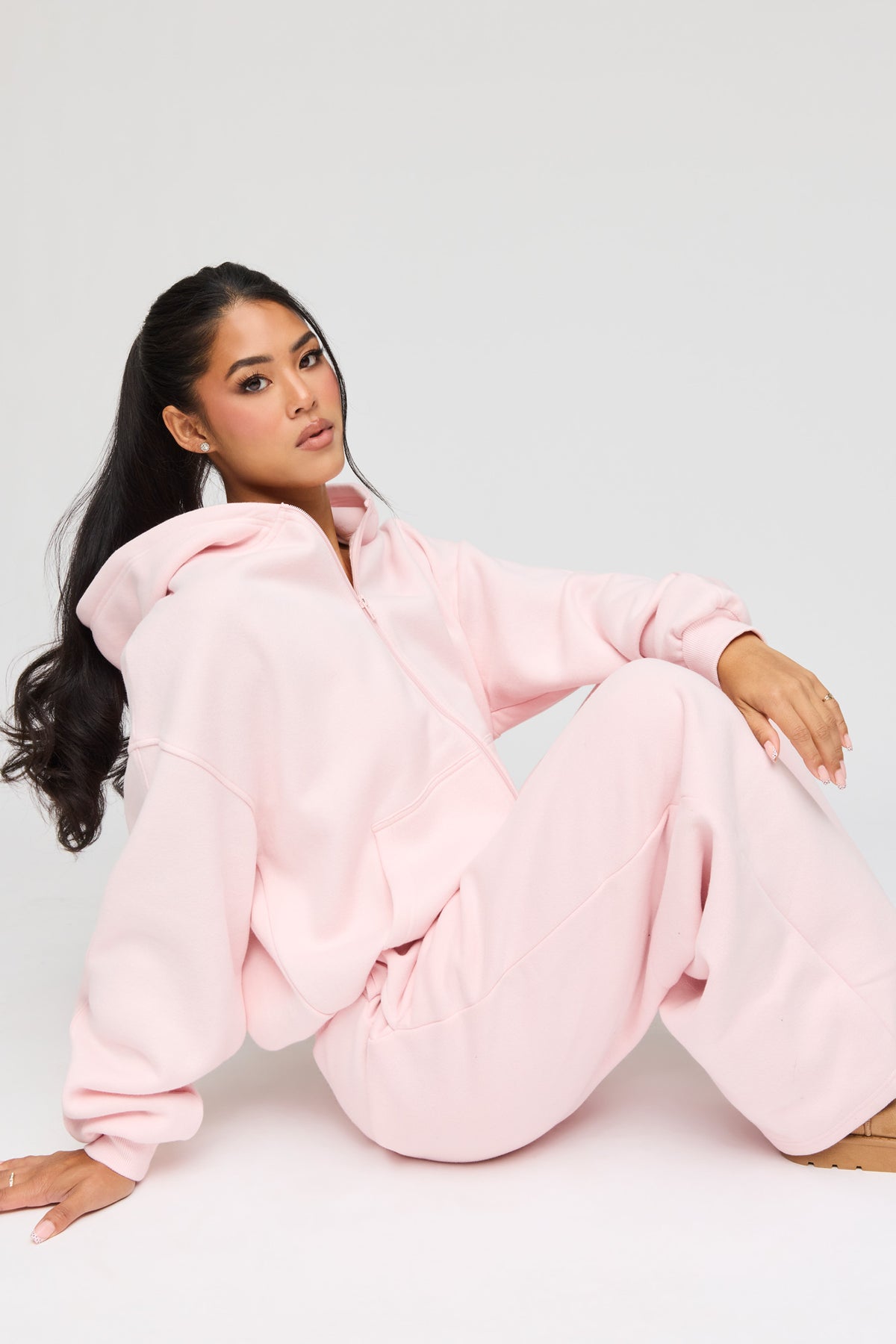 Luxe Fleece Barrel Sweatpant - Light Pink