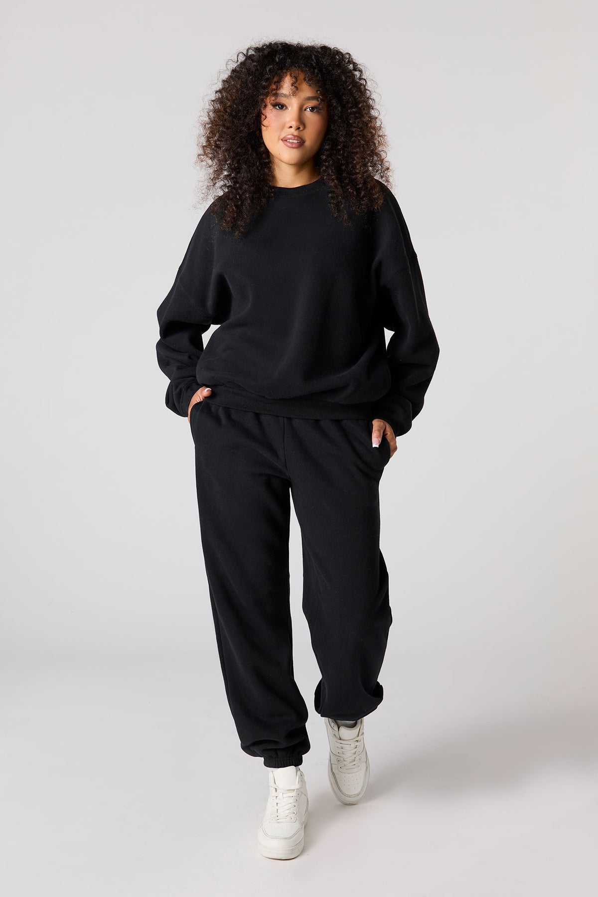 Alt View 4. Luxe Fleece Jogger - Blue